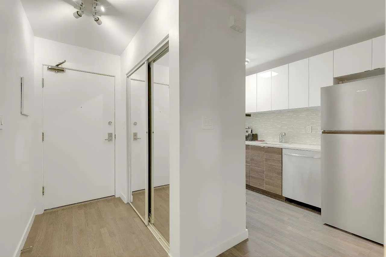 1106 Pacific Street #208