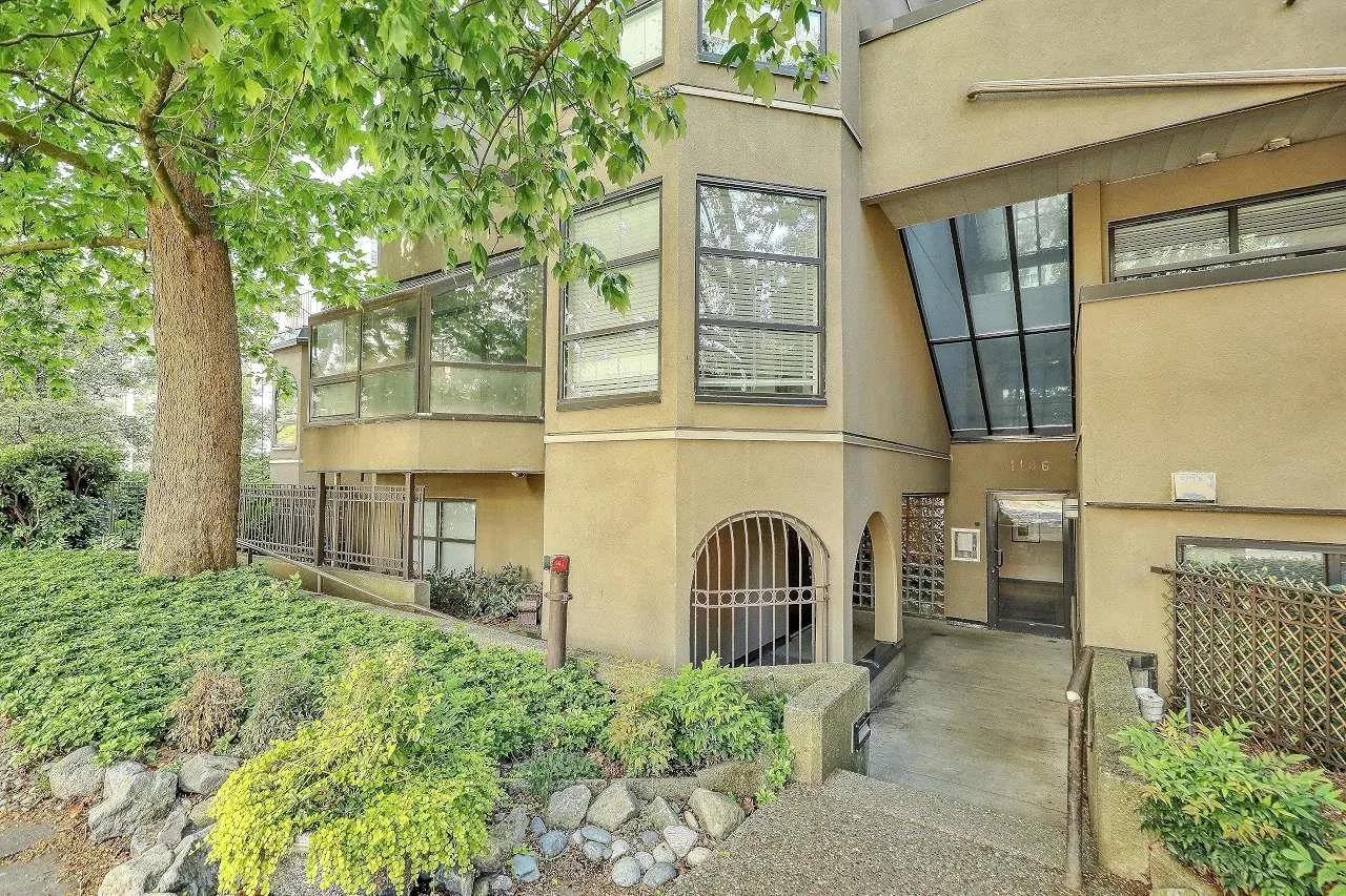 1106 Pacific Street #208