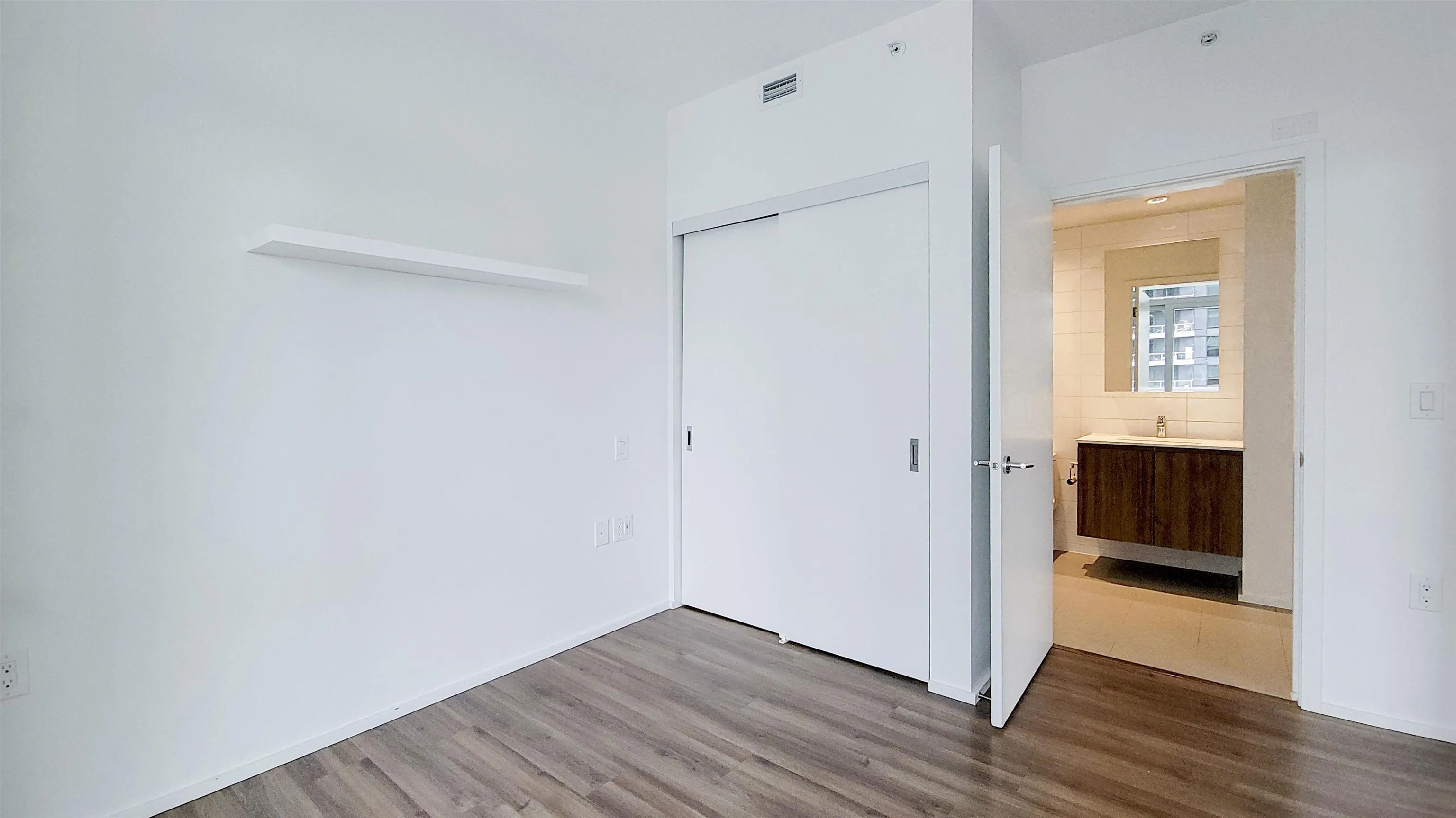 4650 Brentwood Boulevard #1305
