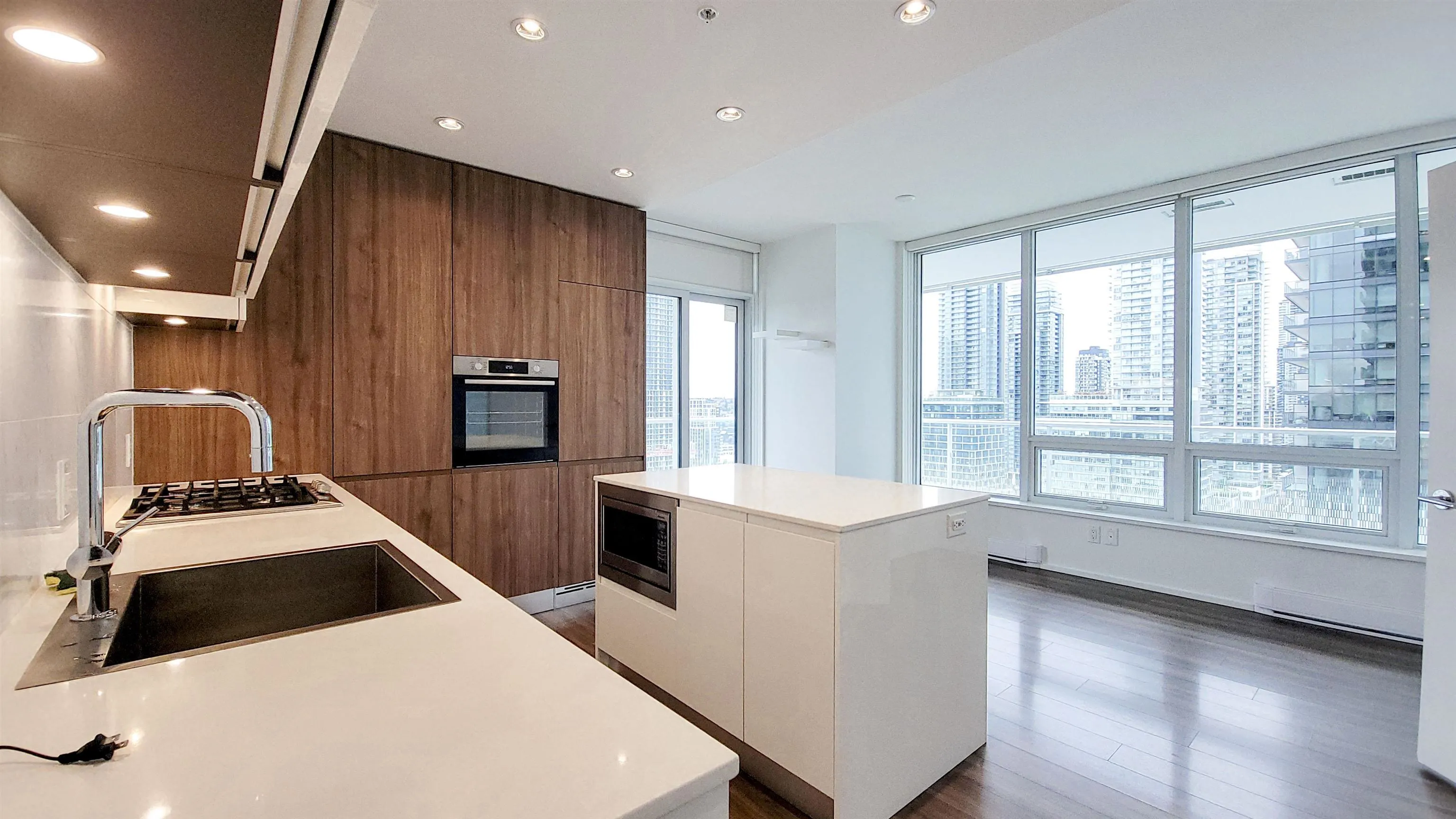4650 Brentwood Boulevard #1305