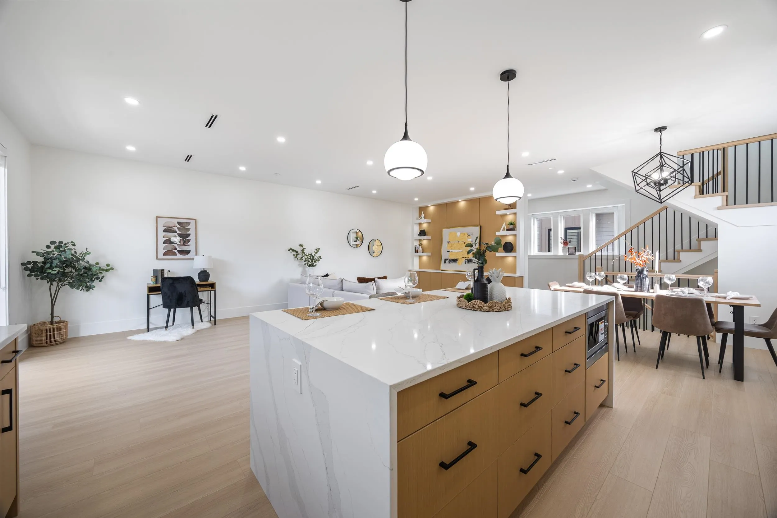 7087 Mary Avenue #2
