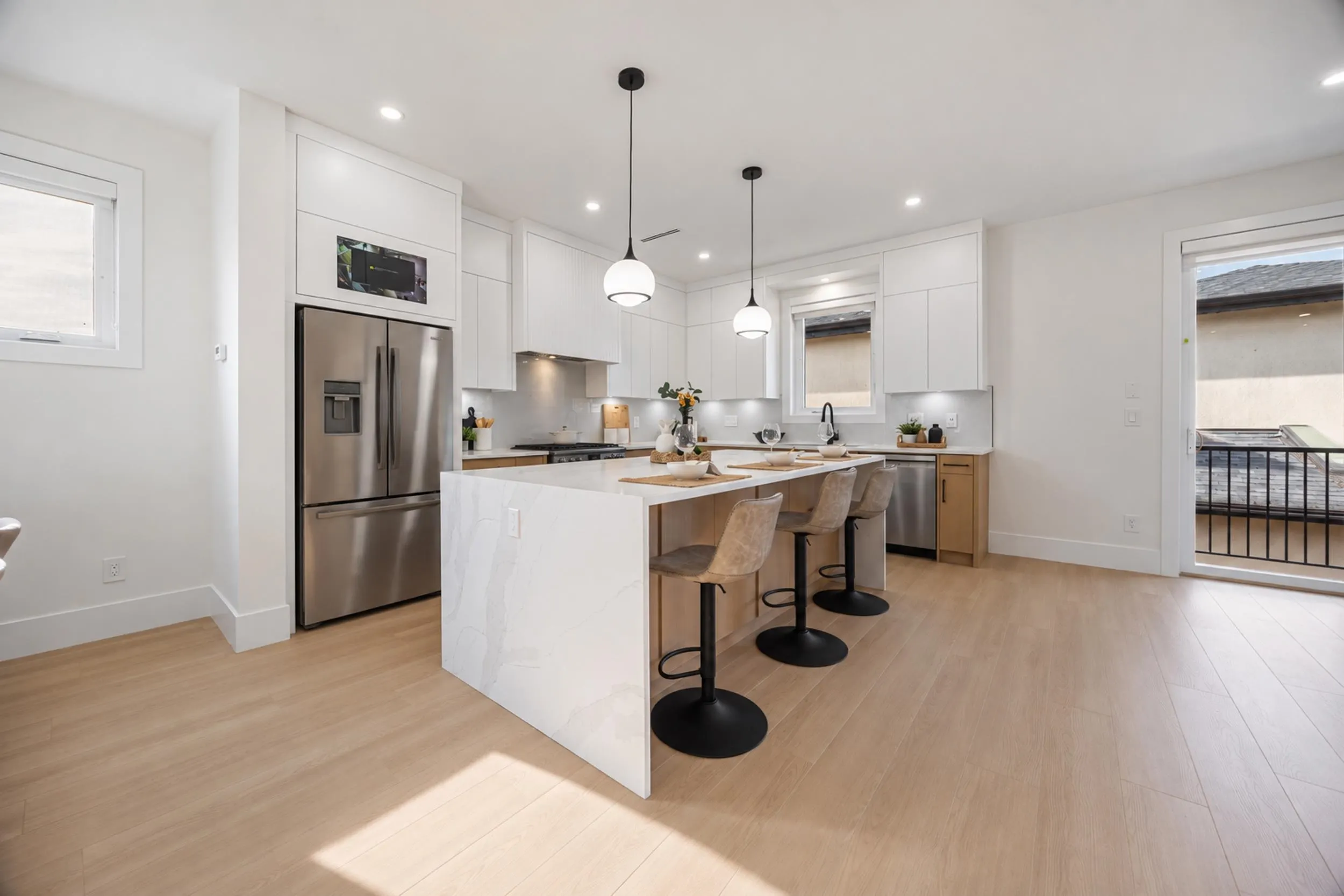 7087 Mary Avenue #2