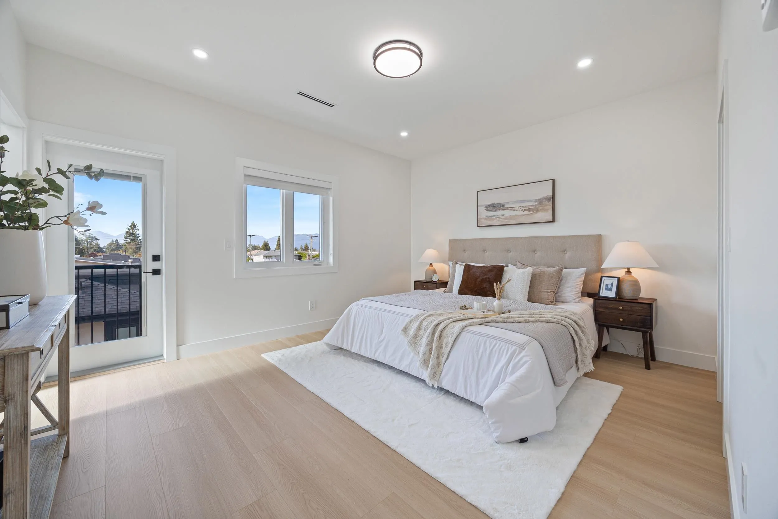 7087 Mary Avenue #2
