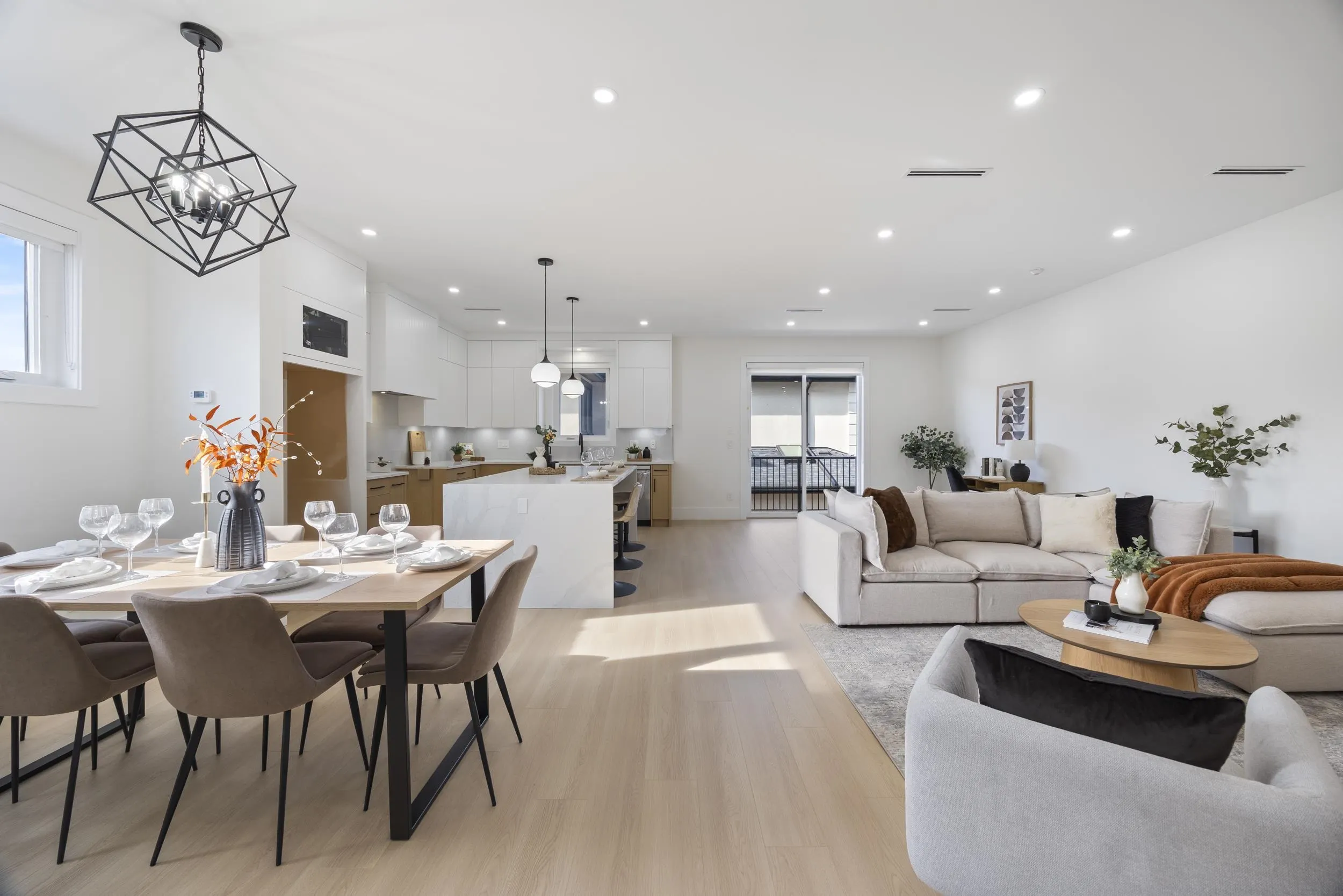 7087 Mary Avenue #2