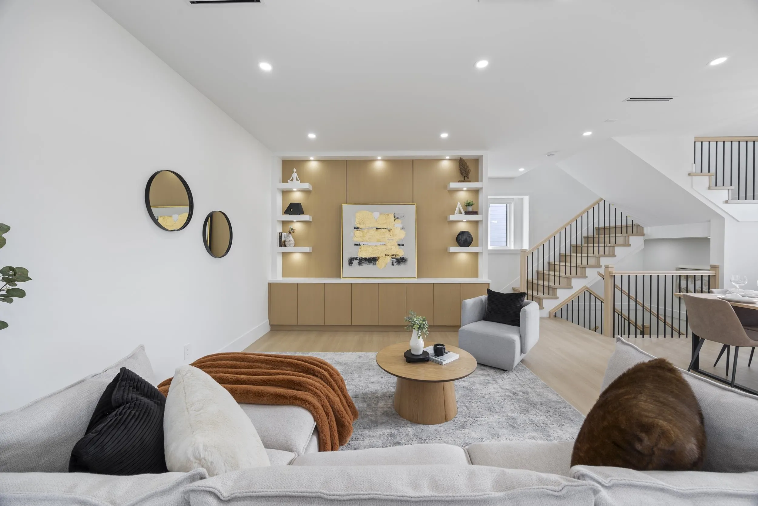 7087 Mary Avenue #2