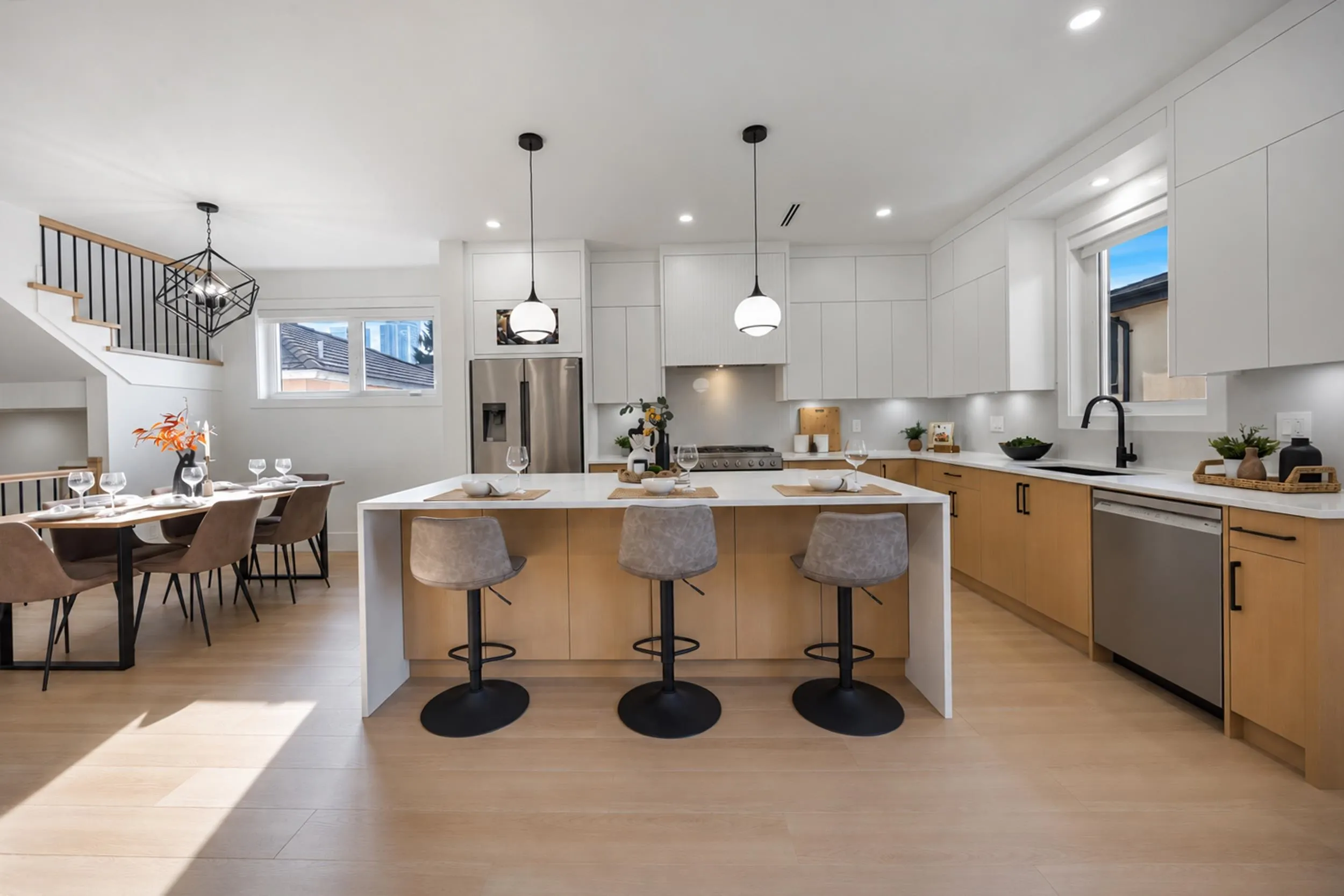 7087 Mary Avenue #2