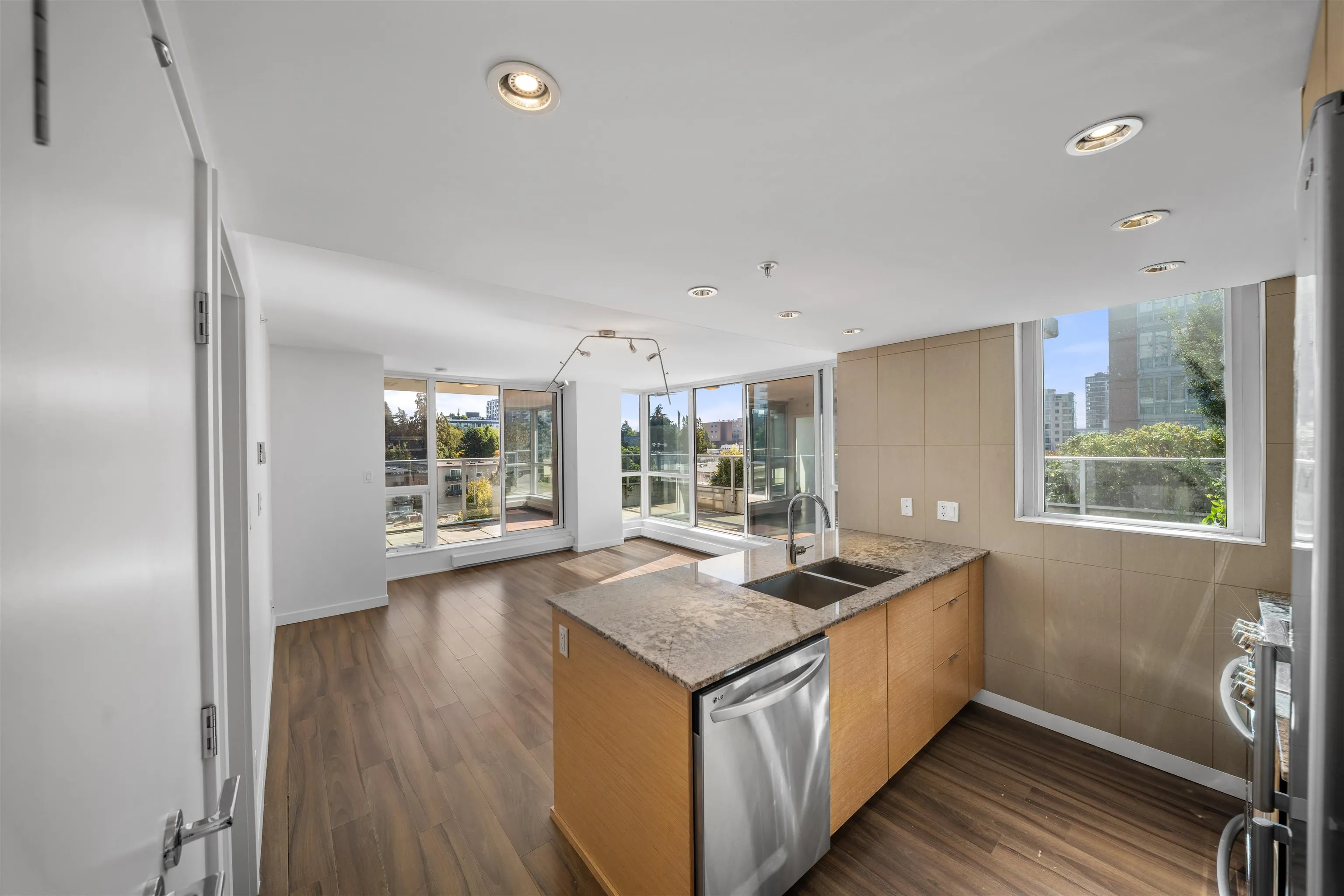 135 E 17th Street #519