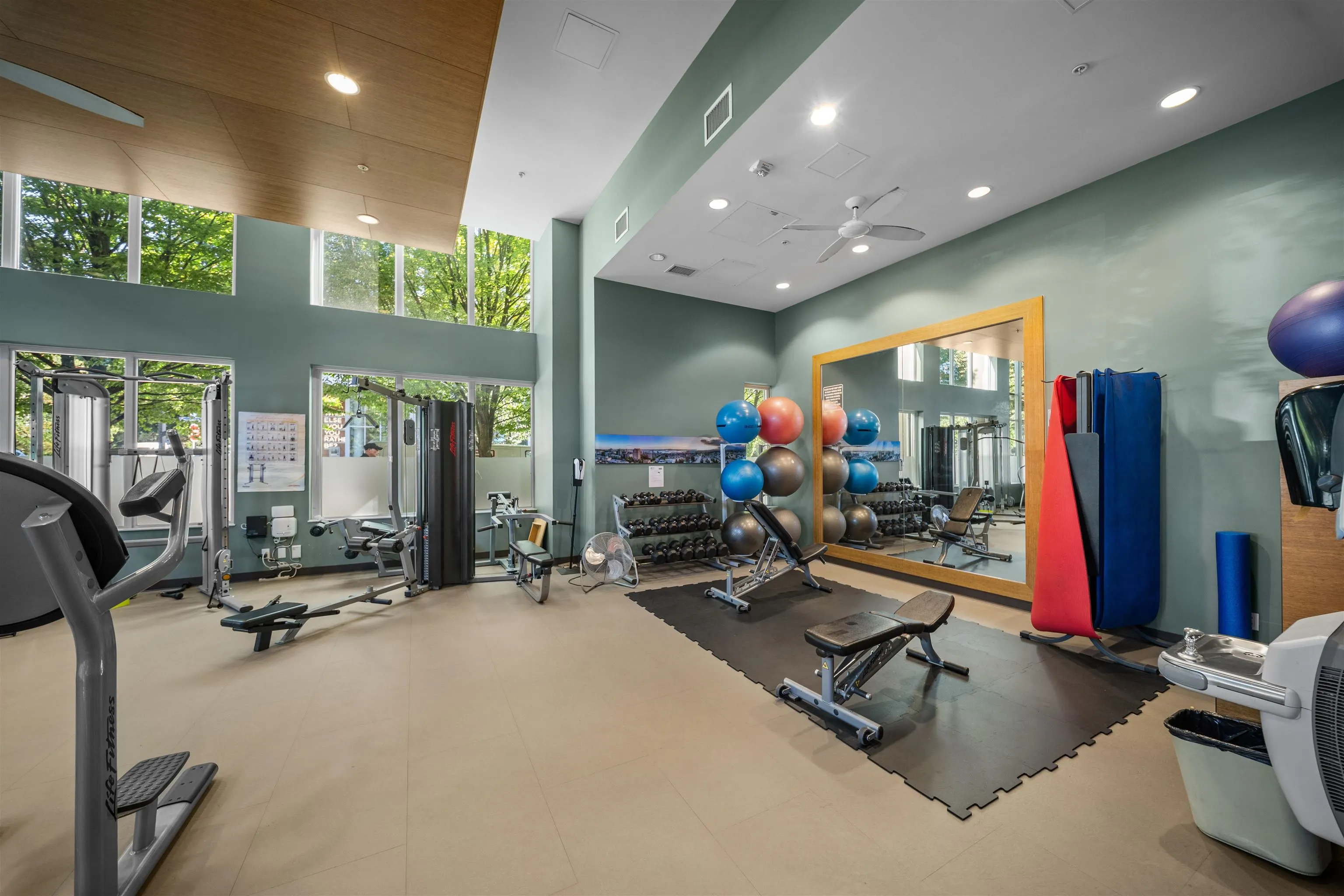 135 E 17th Street #519