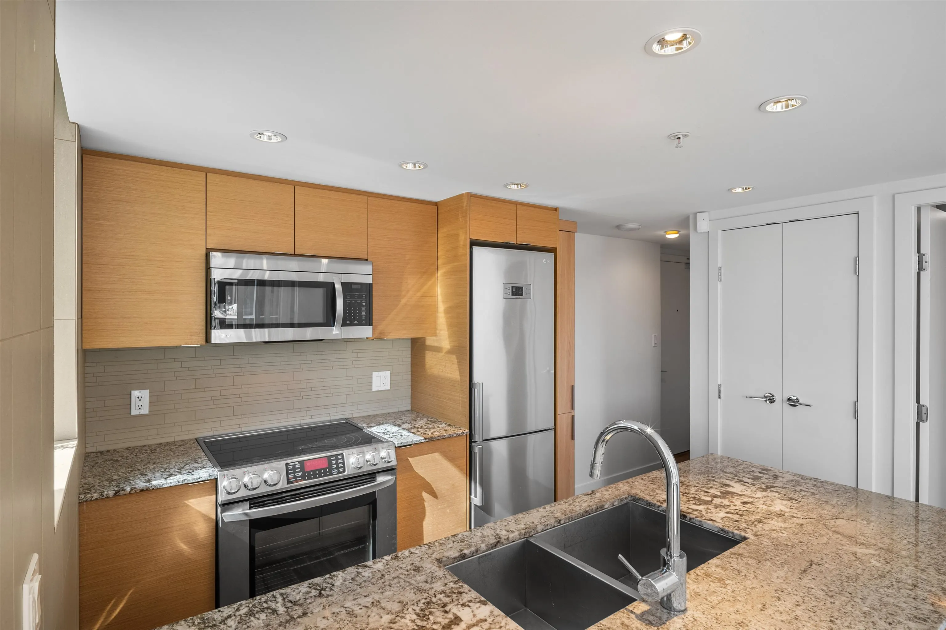 135 E 17th Street #519