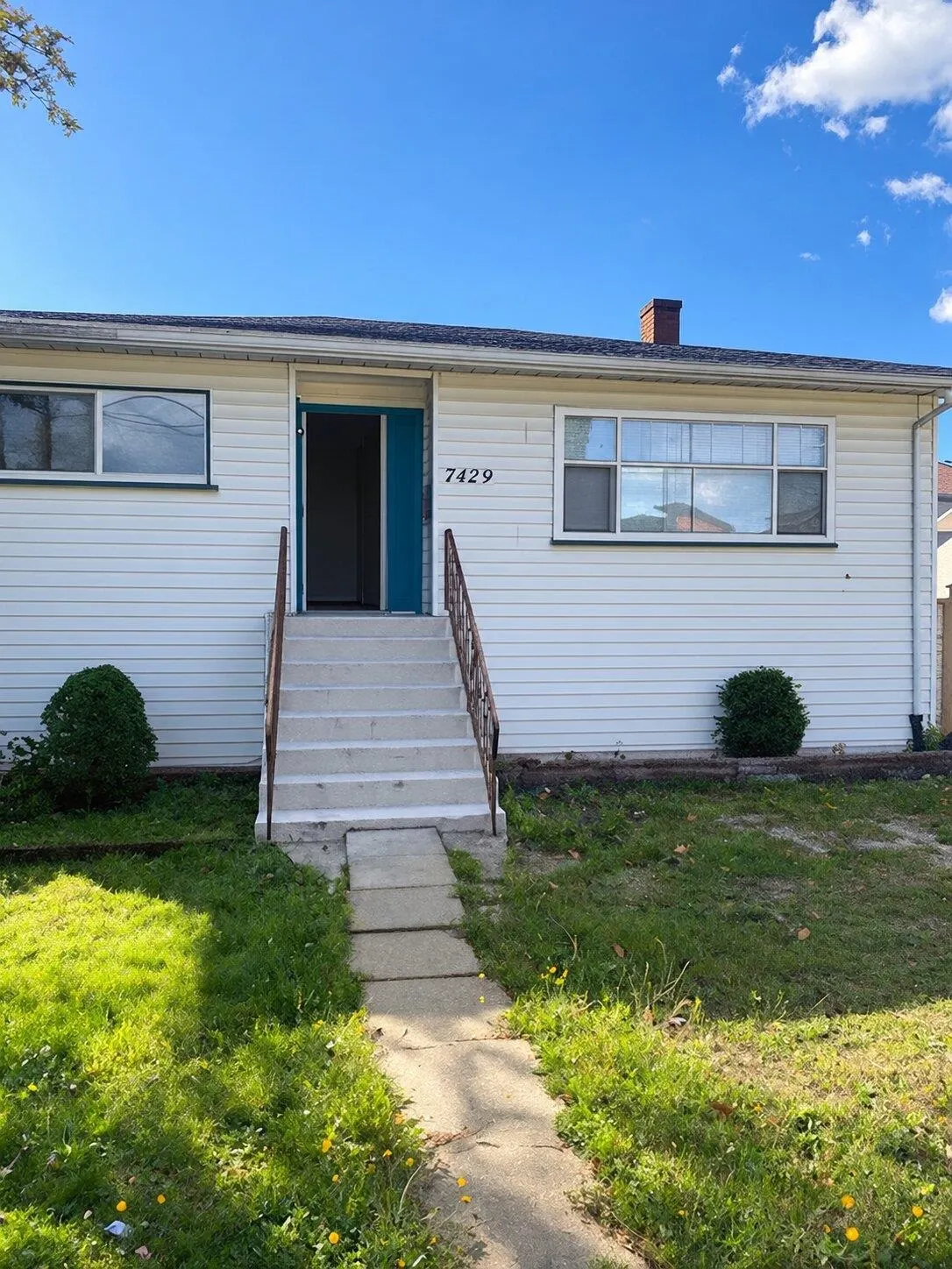 7429 Canada Way #Upper