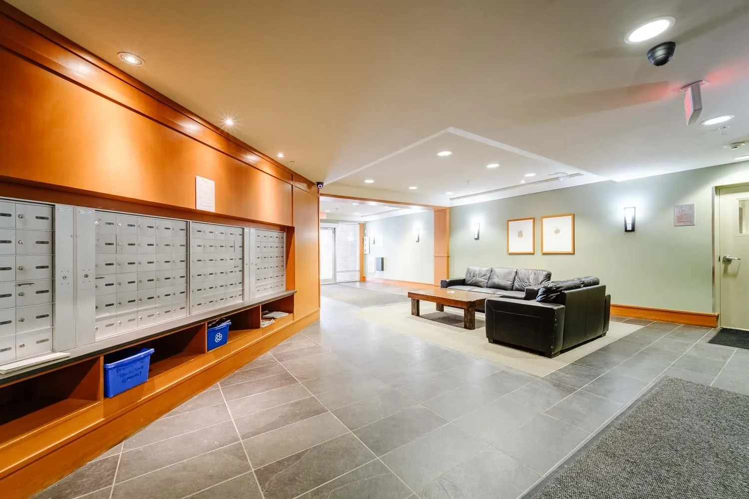 1633 Mackay Avenue #312