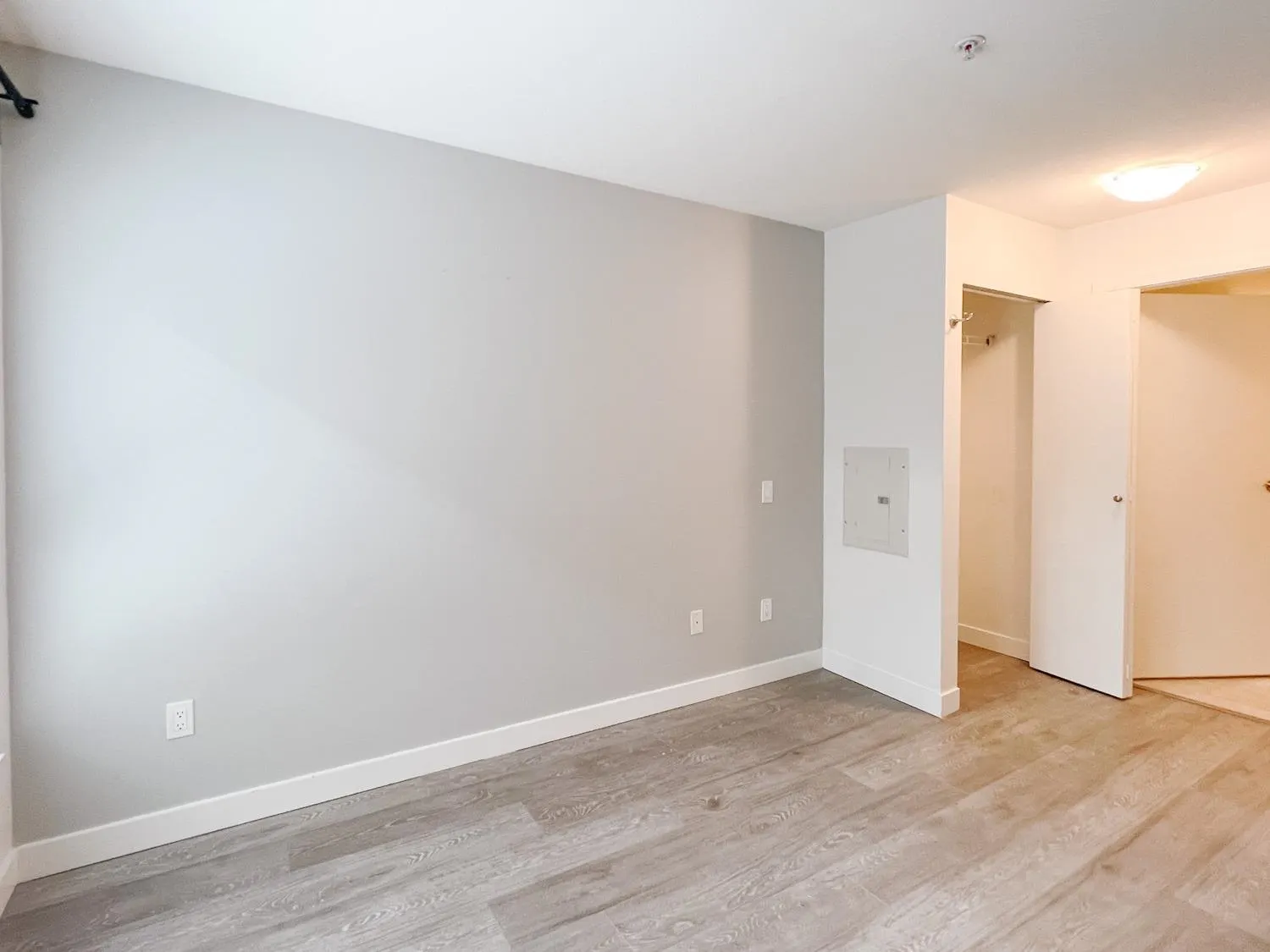 1633 Mackay Avenue #312