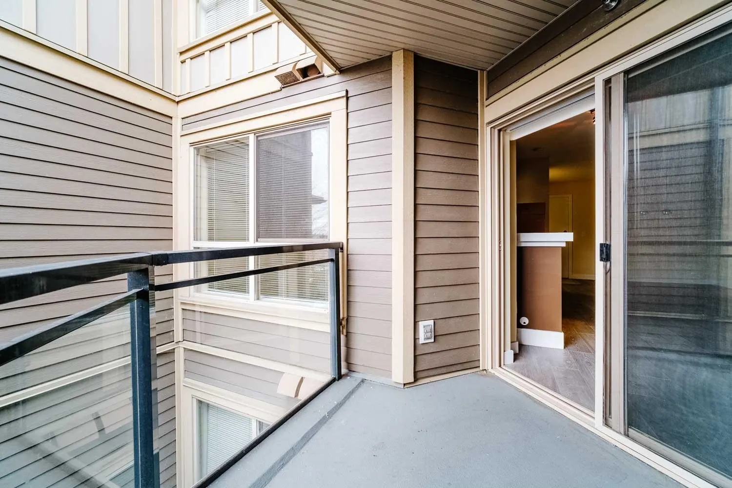 1633 Mackay Avenue #312