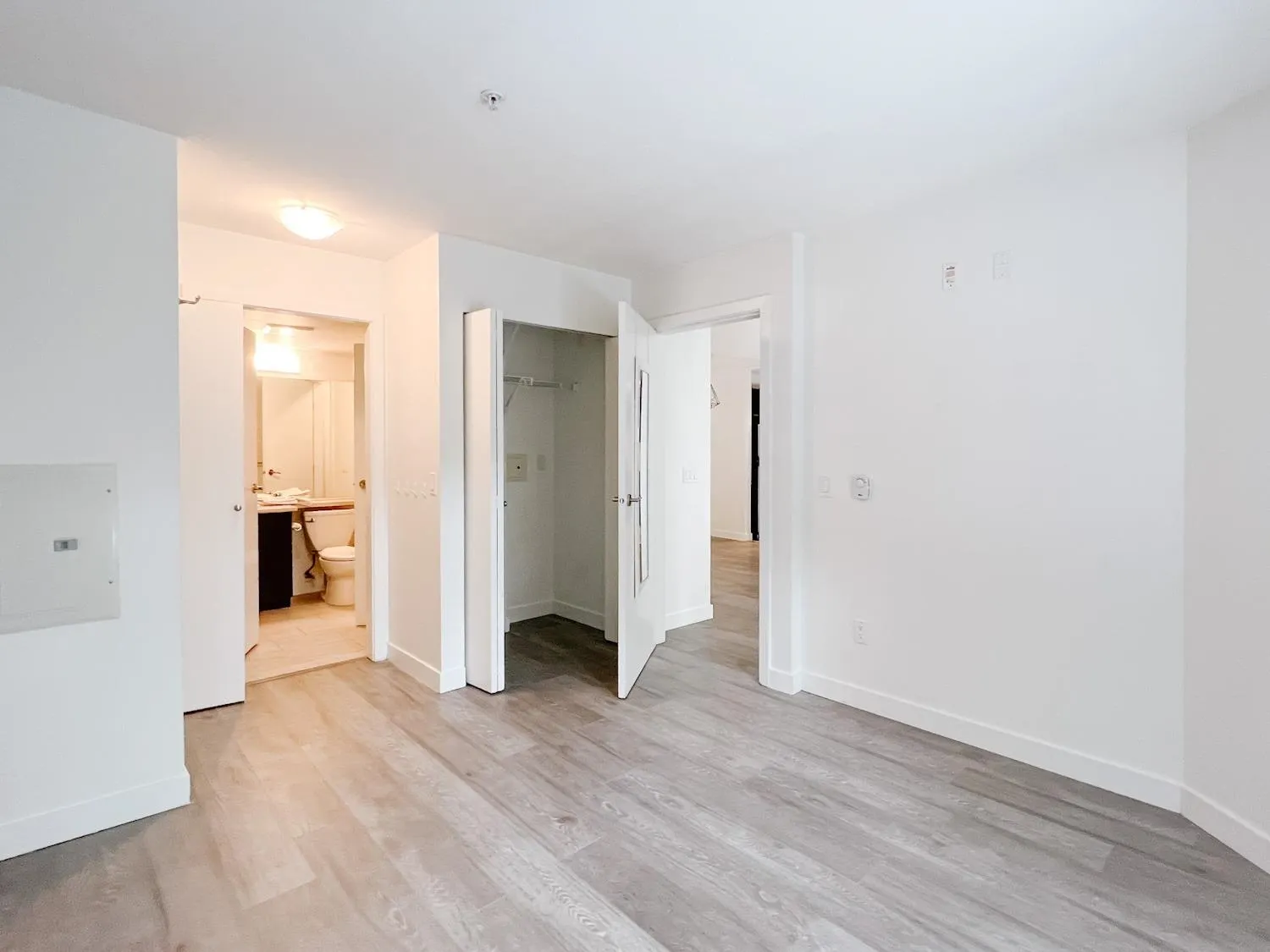1633 Mackay Avenue #312