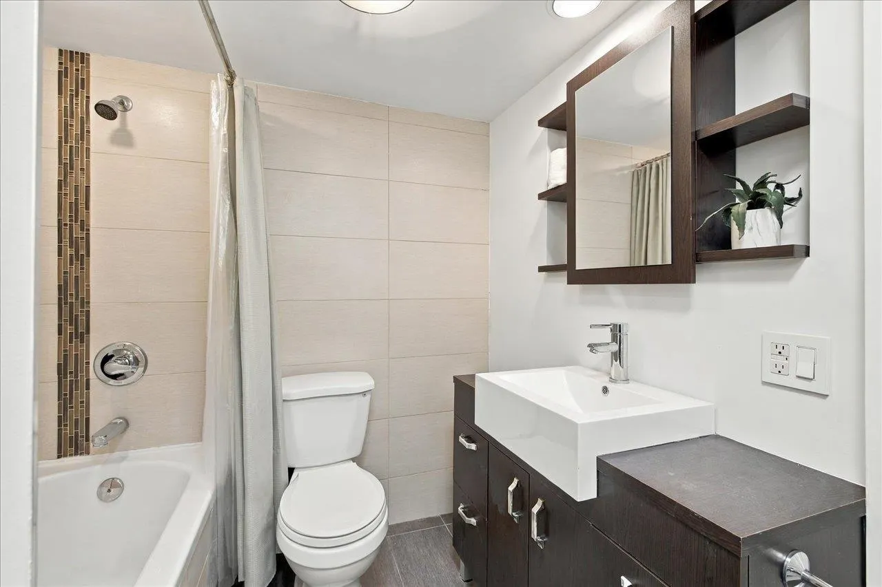 6759 Willingdon Avenue #1401
