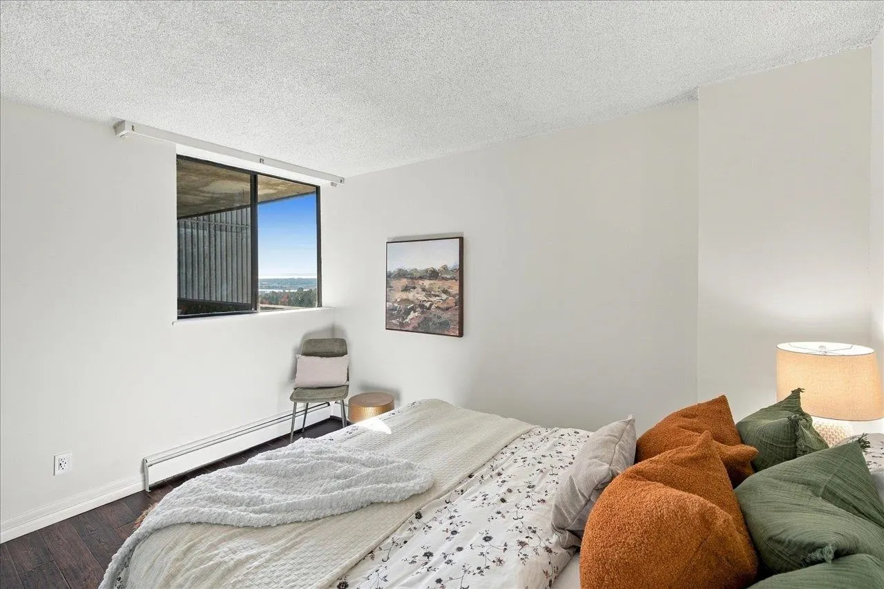 6759 Willingdon Avenue #1401