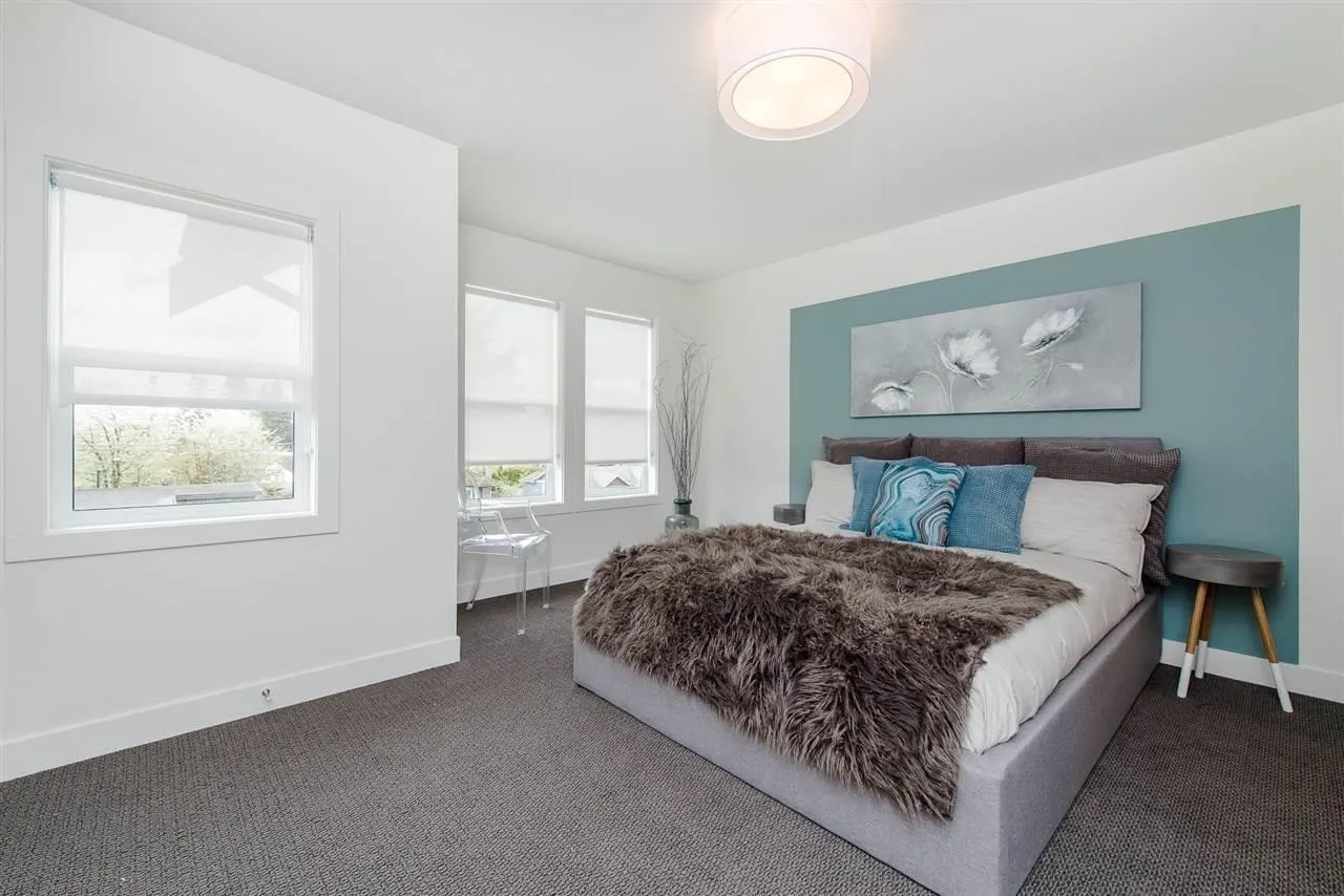 45455 Spadina Avenue #6