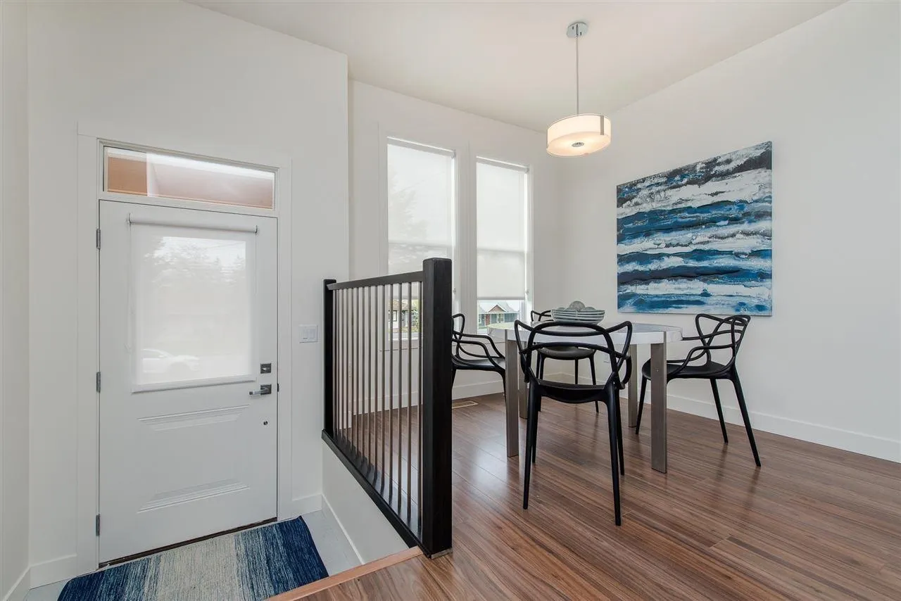 45455 Spadina Avenue #6