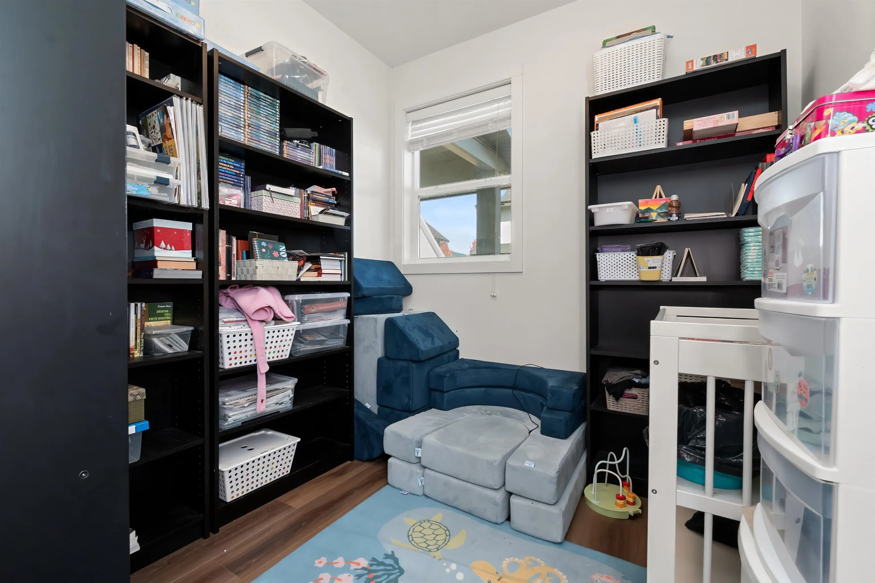 45455 Spadina Avenue #6