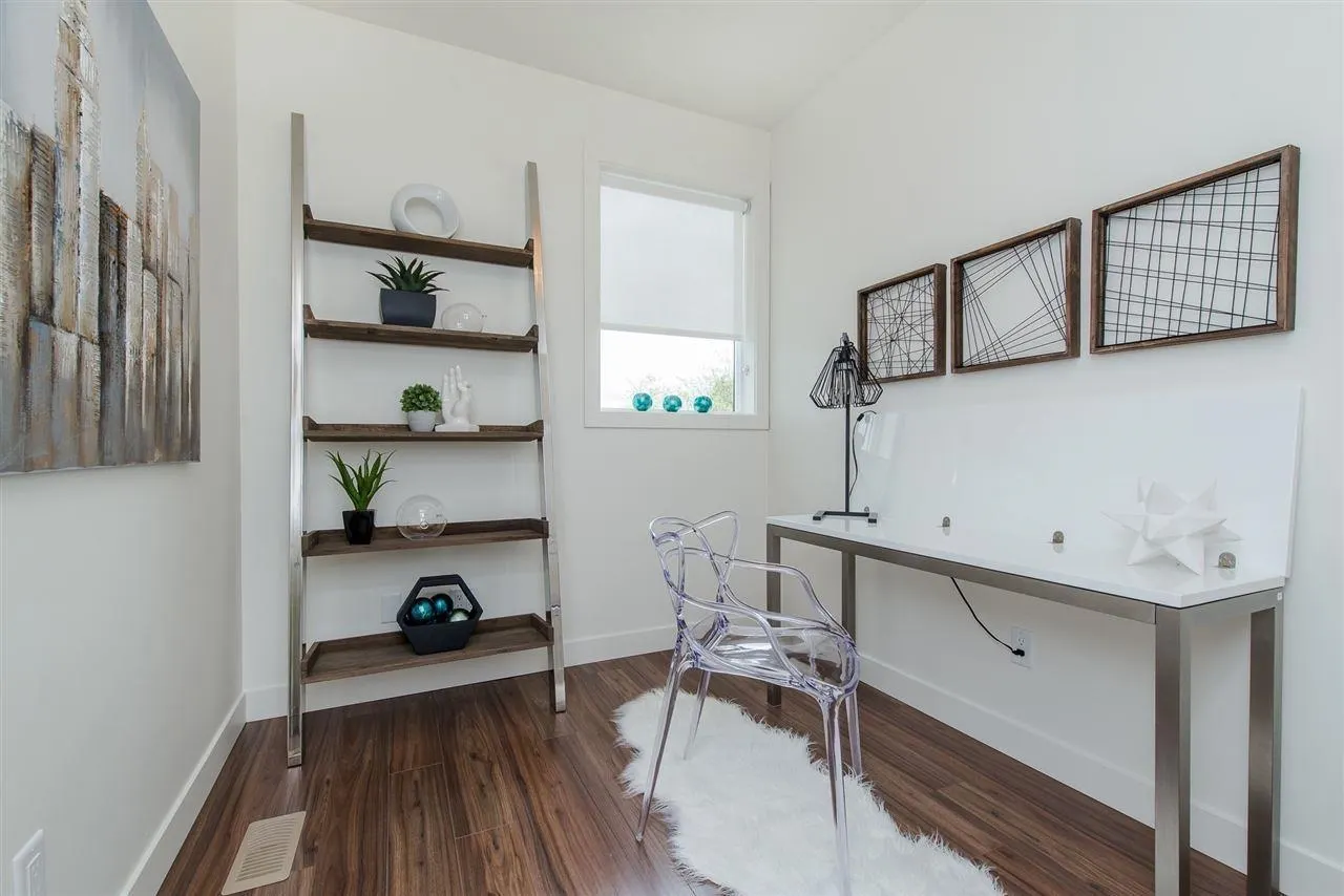 45455 Spadina Avenue #6