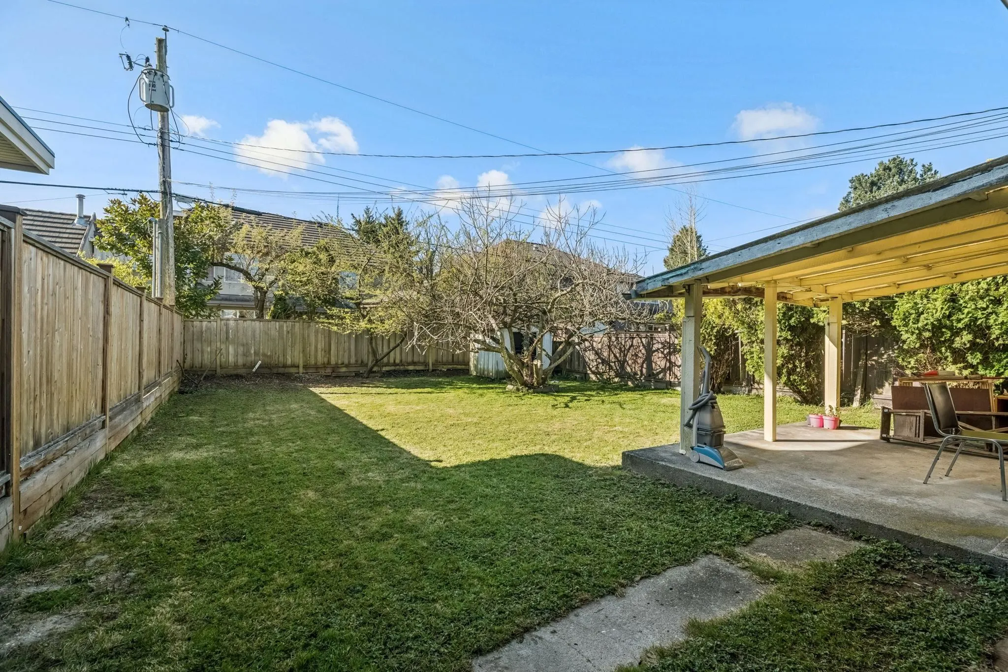 3740 Blundell Road