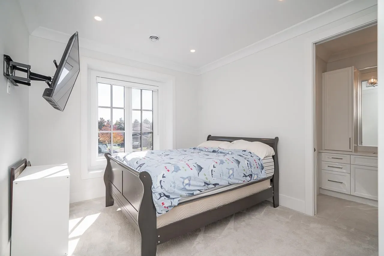 5891 Goldeneye Place