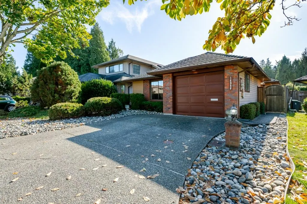 14988 Southmere Close