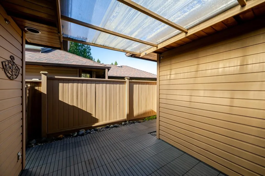 14988 Southmere Close