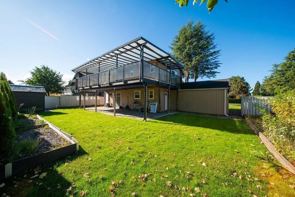 10180 Cornerbrook Crescent