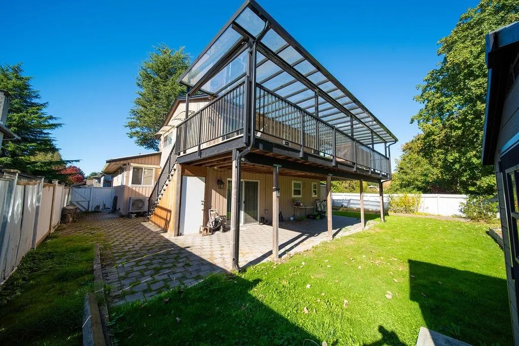 10180 Cornerbrook Crescent