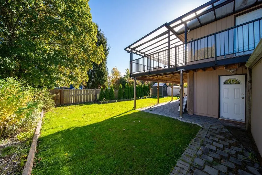10180 Cornerbrook Crescent