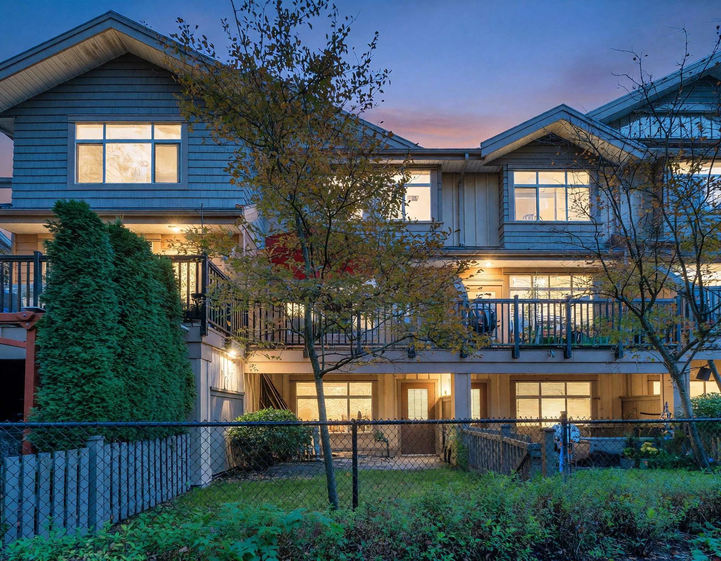 15151 34 Avenue #16