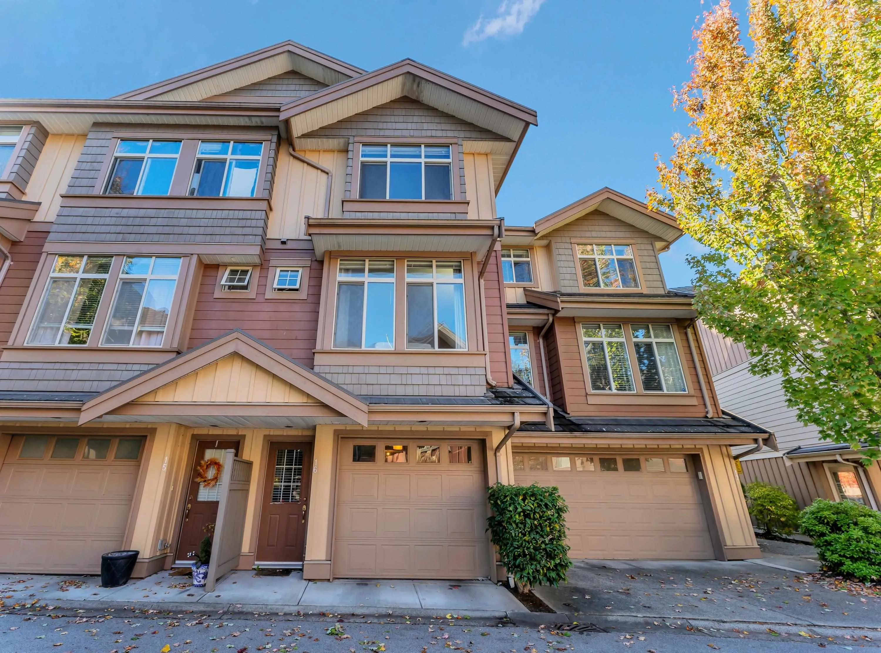 15151 34 Avenue #16
