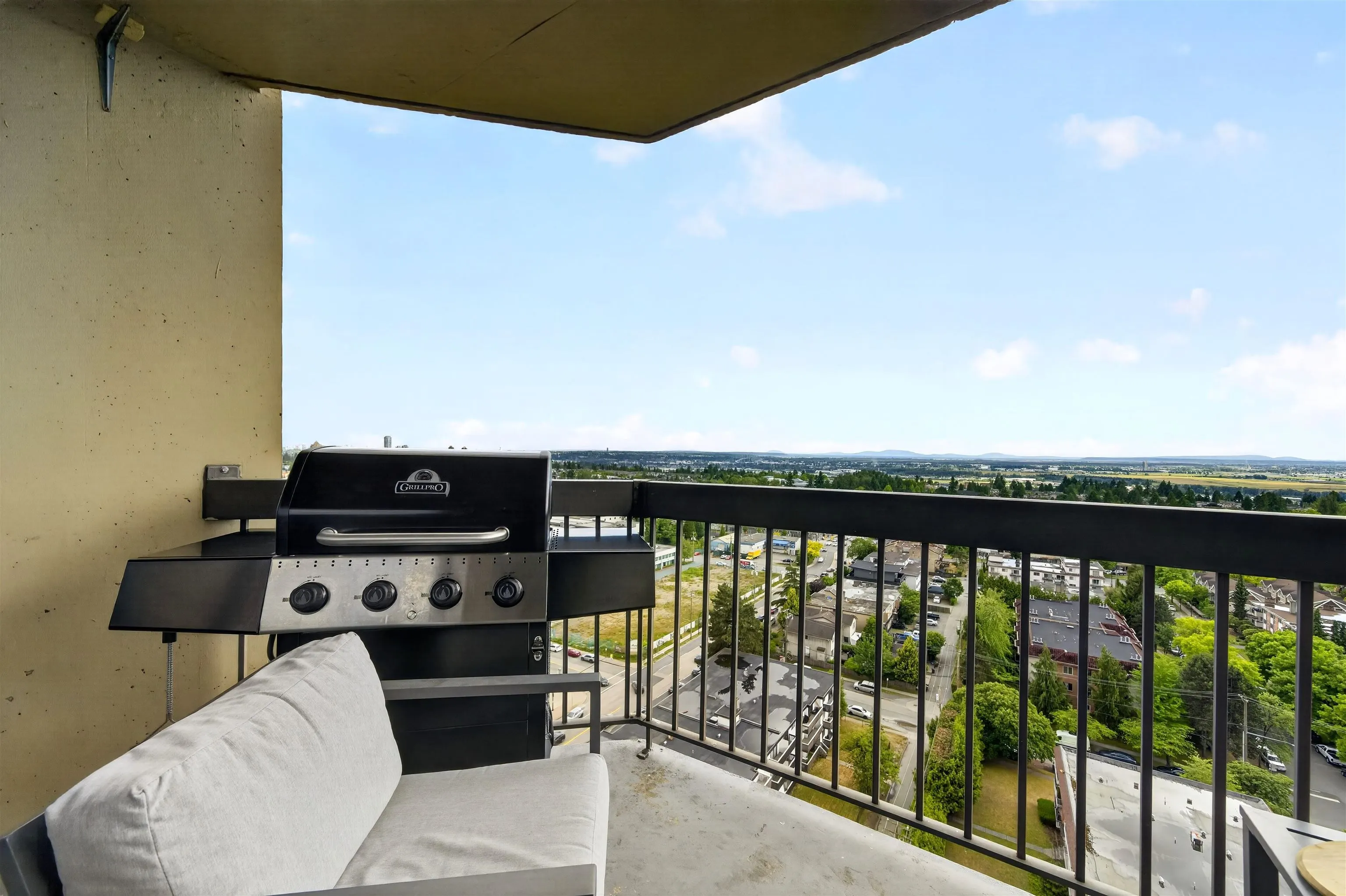 6540 Burlington Avenue #1903