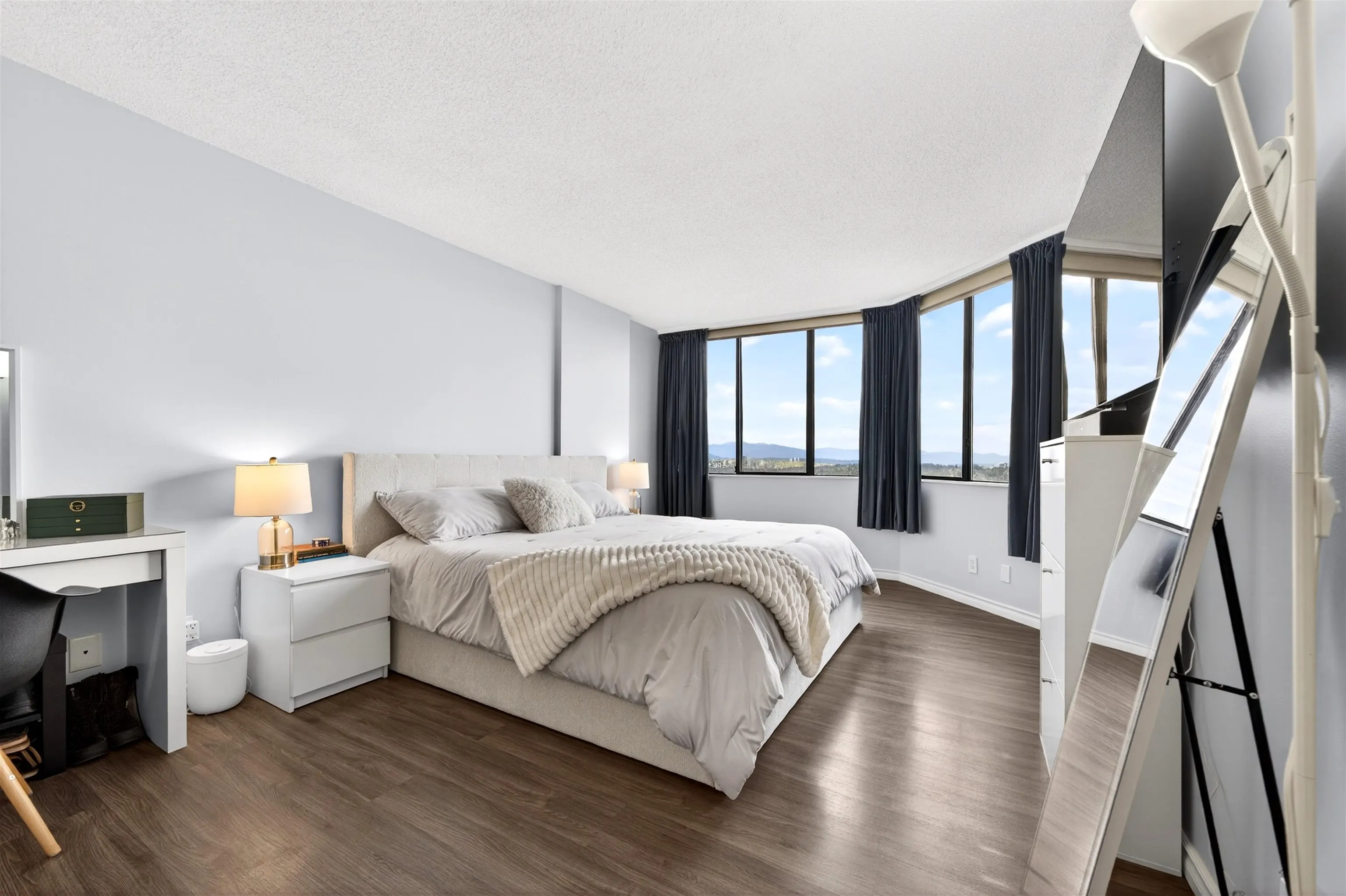 6540 Burlington Avenue #1903
