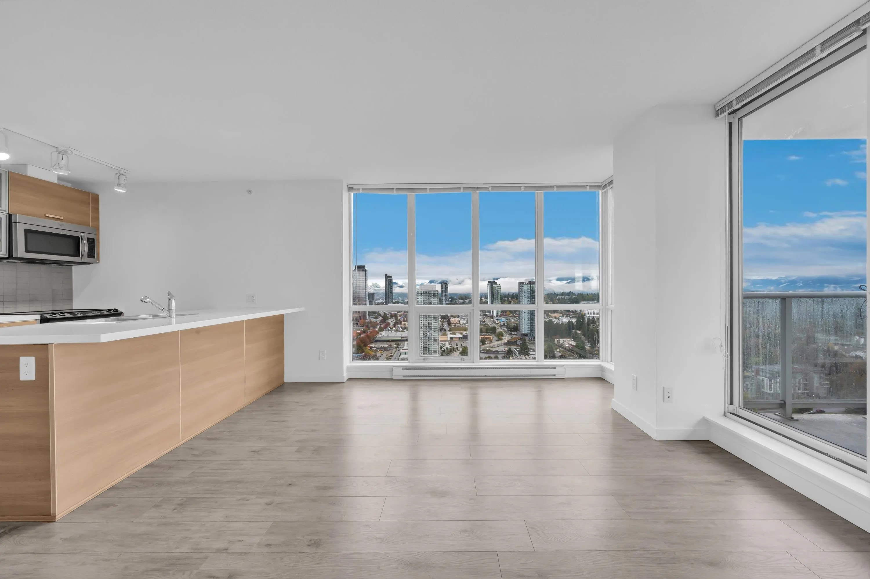 13688 100 Avenue #3407