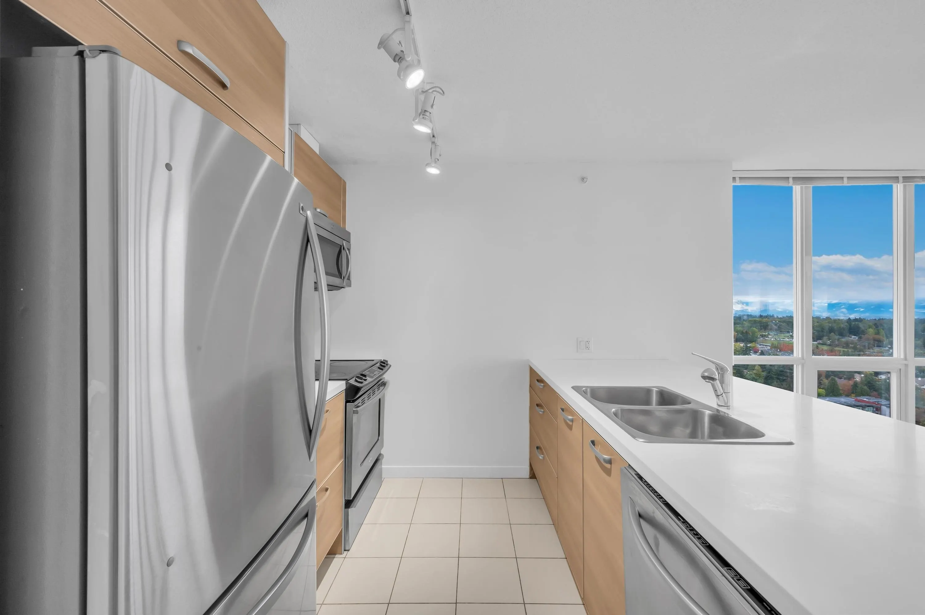 13688 100 Avenue #3407