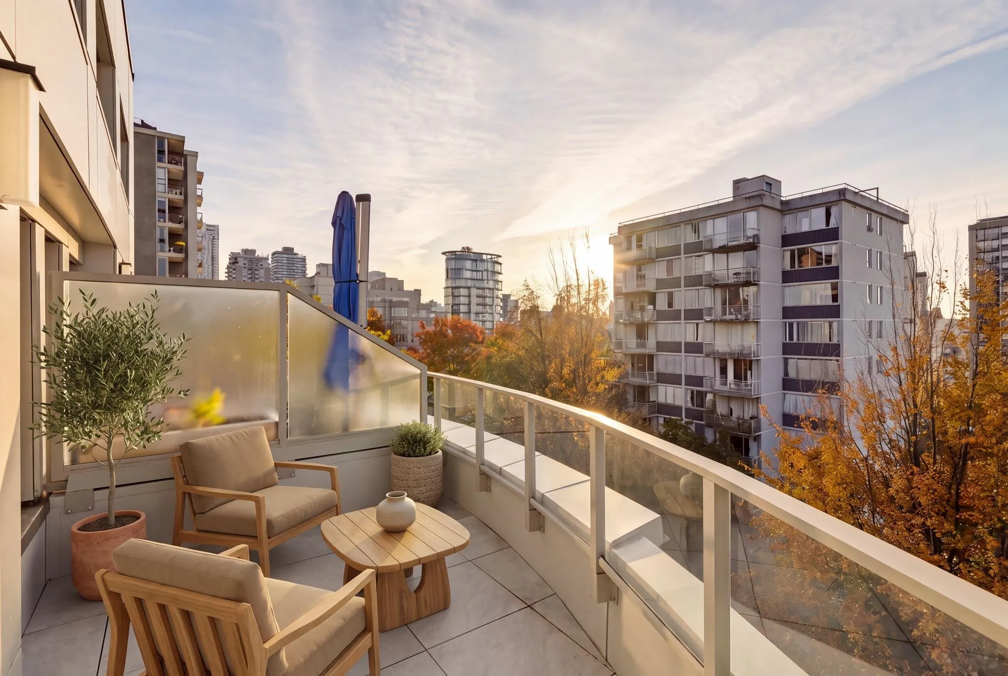 1345 Burnaby Street #701