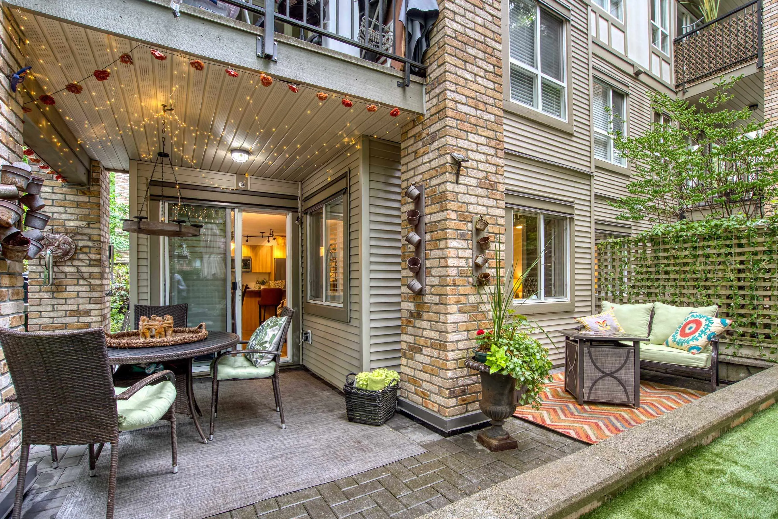 8717 160 Street #209