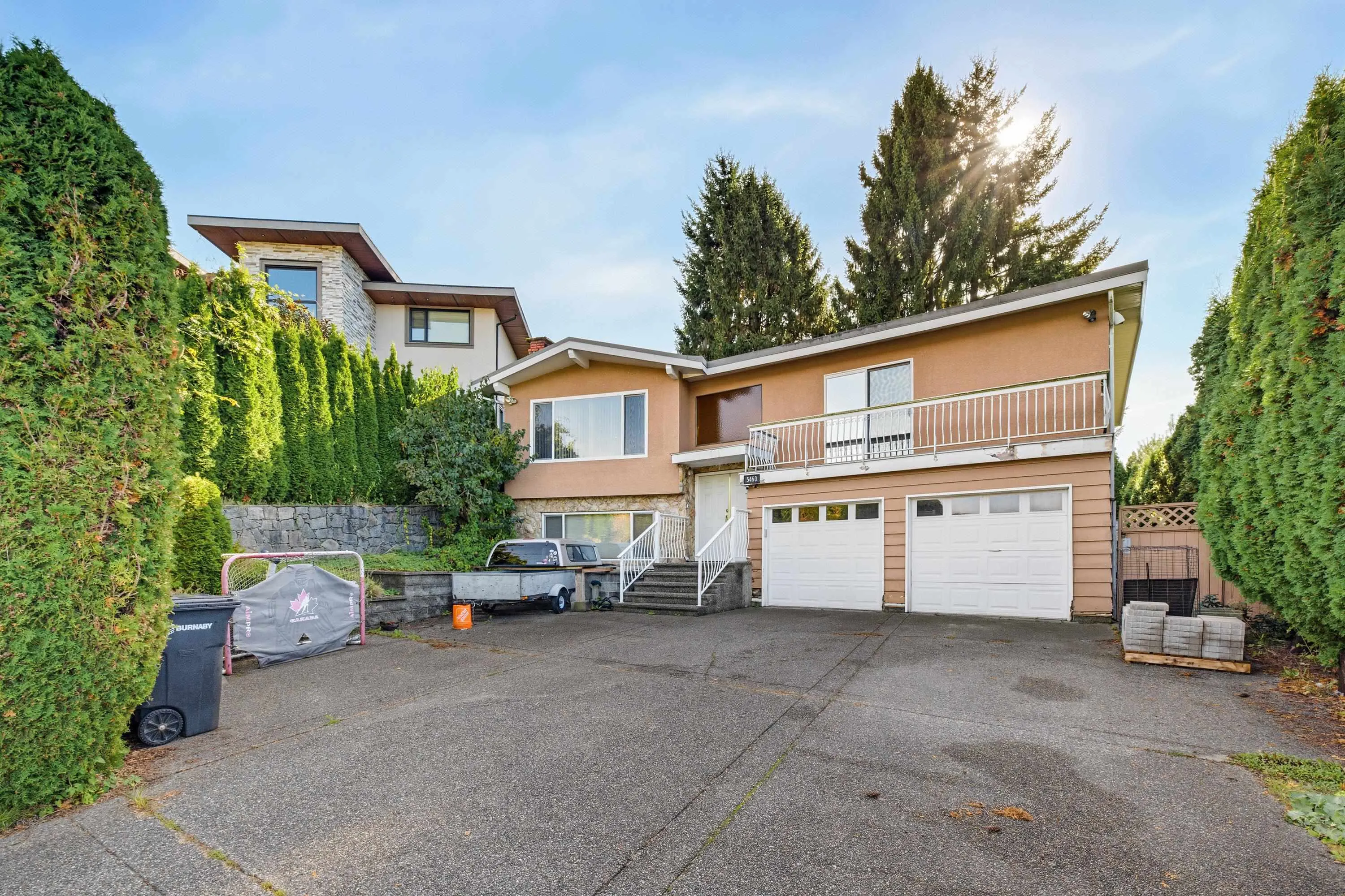 5460 Meadedale Drive