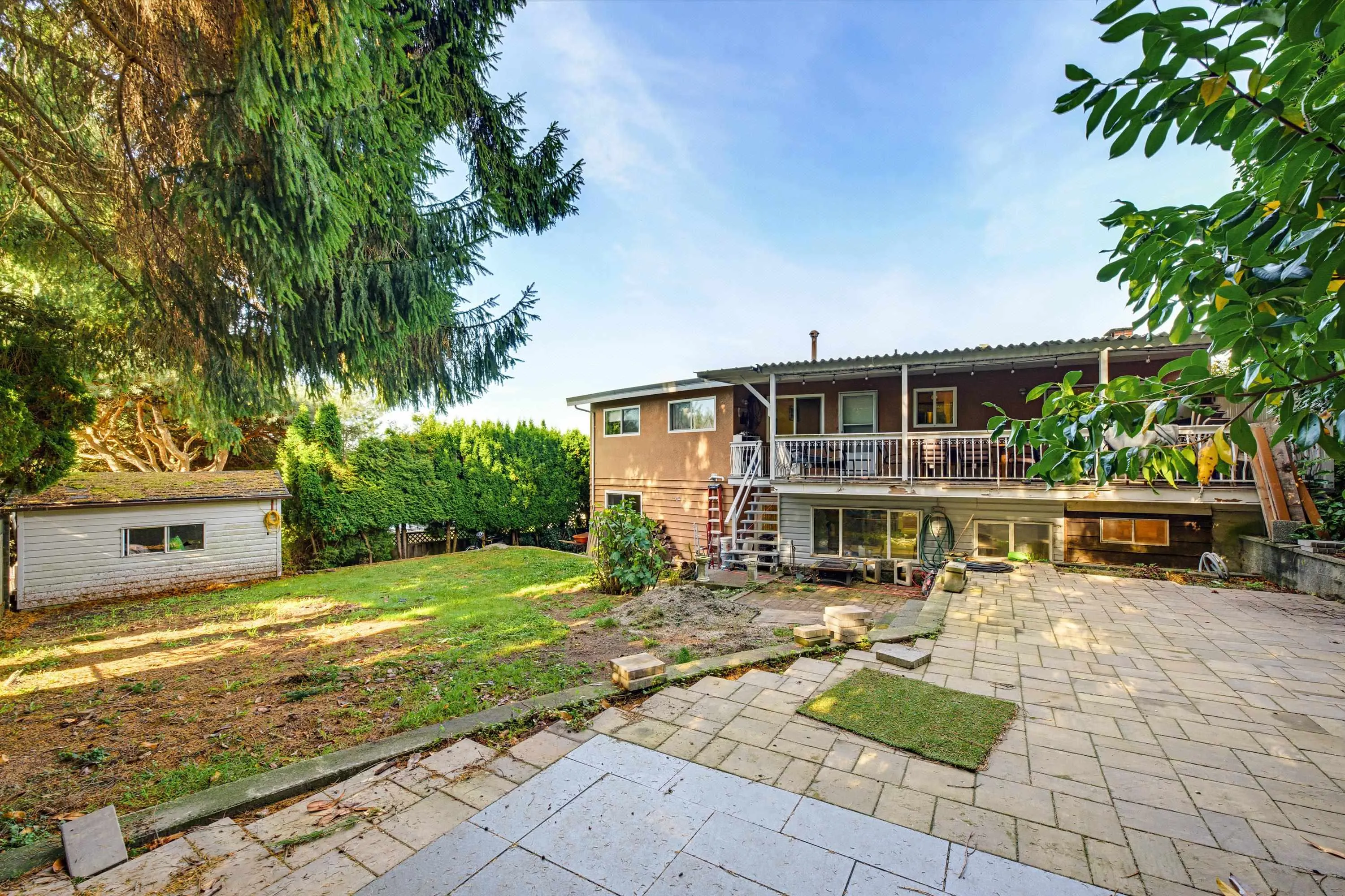 5460 Meadedale Drive