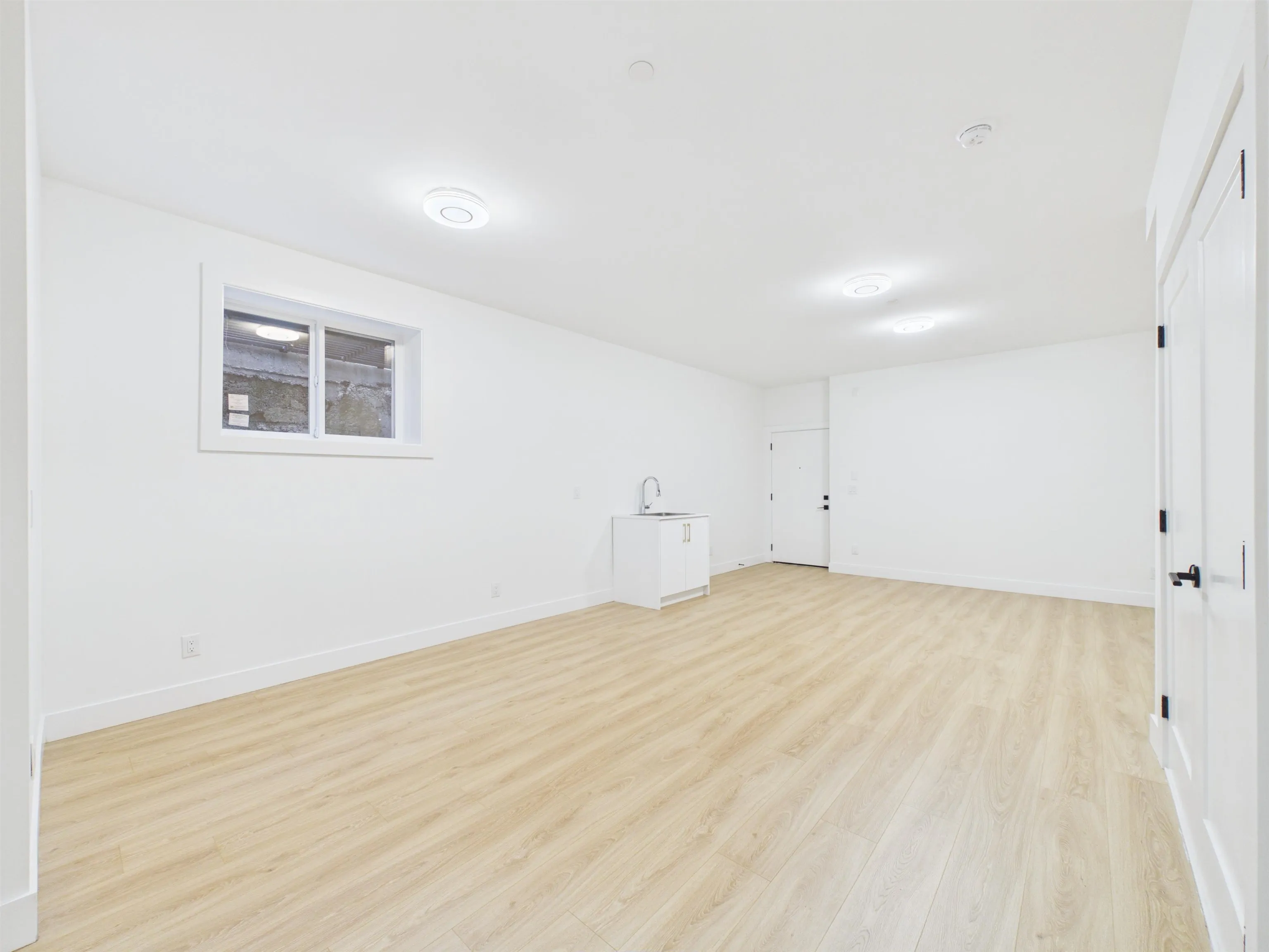 122 Eighth Avenue #1