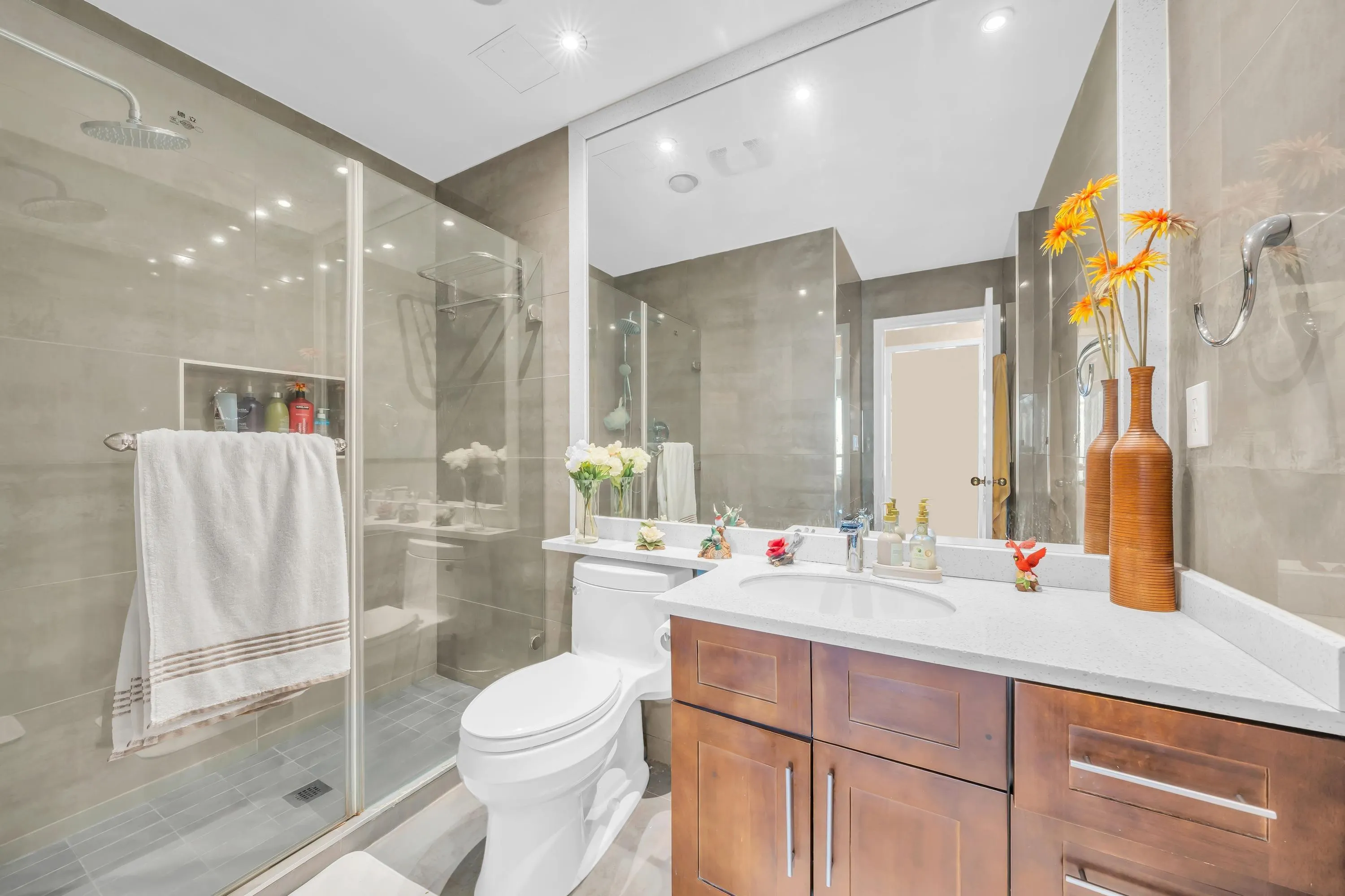 6220 Mckay Avenue #2604