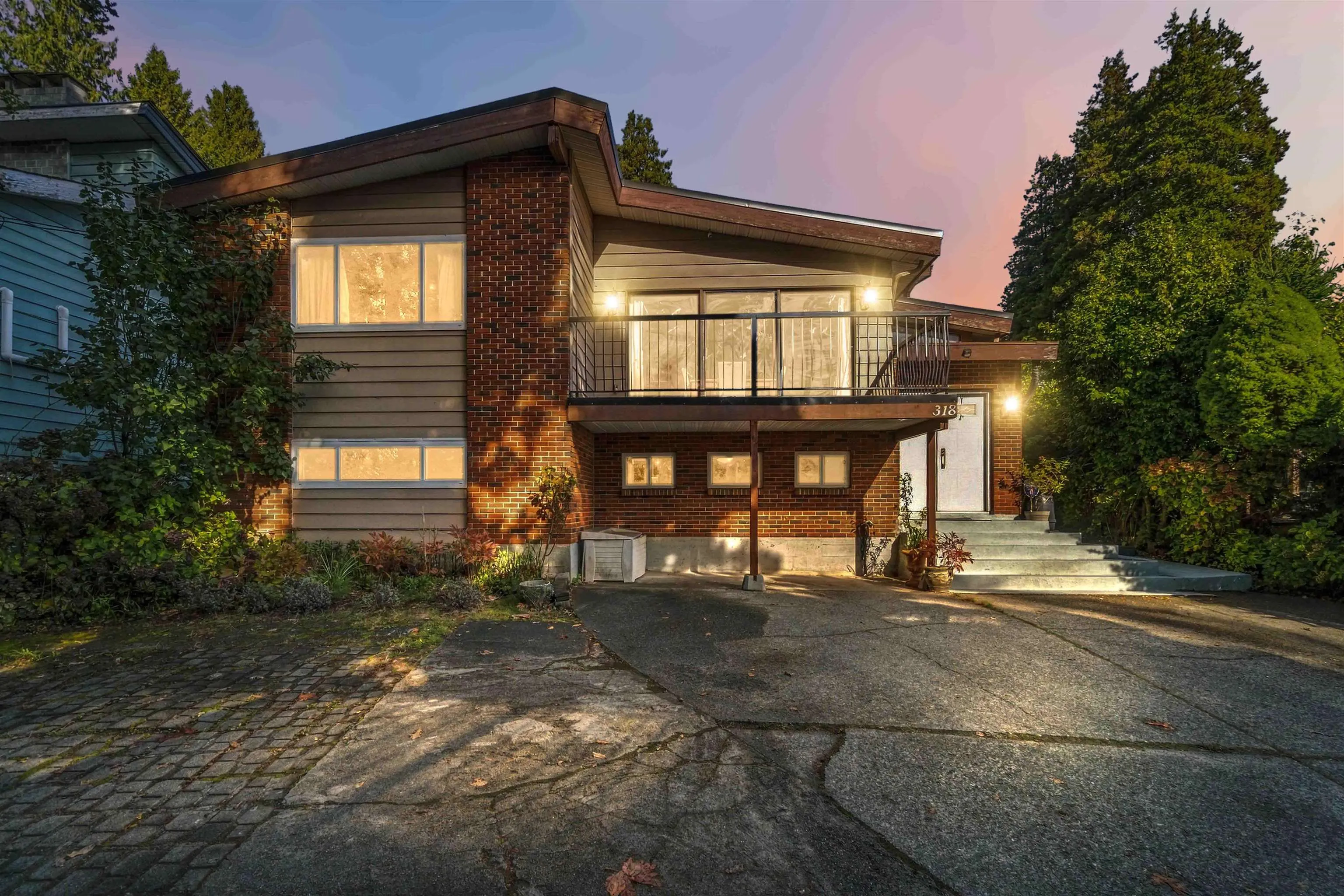 318 Mariner Way