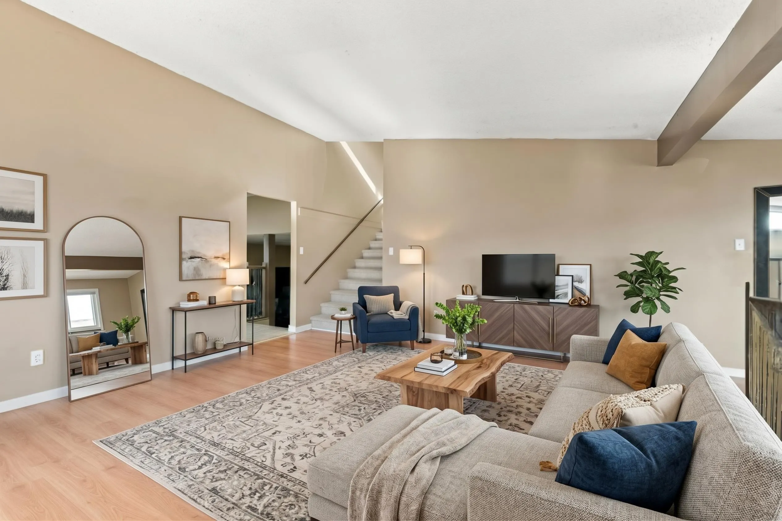 318 Mariner Way