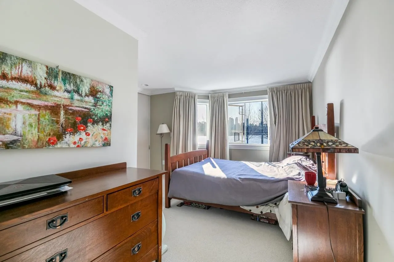53XX Sperling Avenue