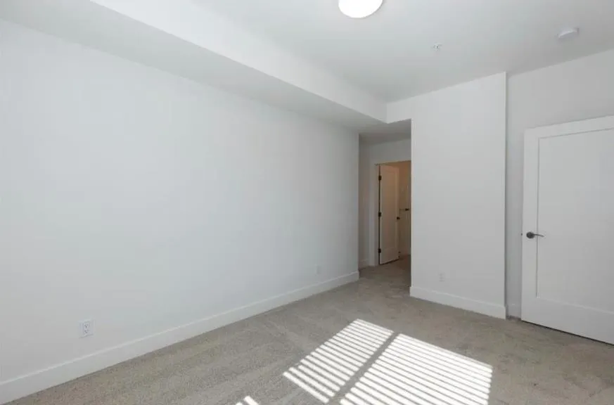 33568 George Ferguson Way #106