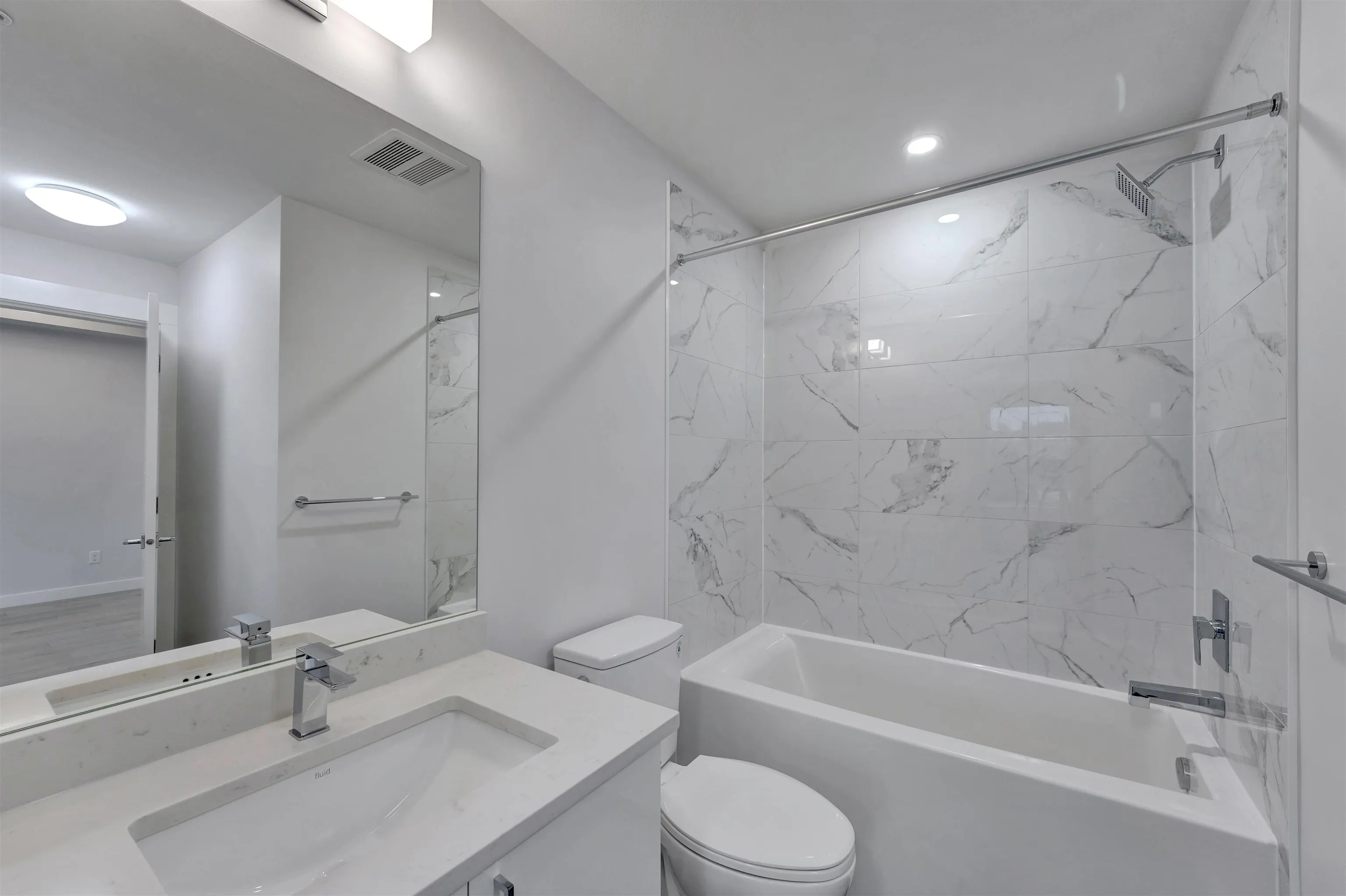 33886 Pine Street #419
