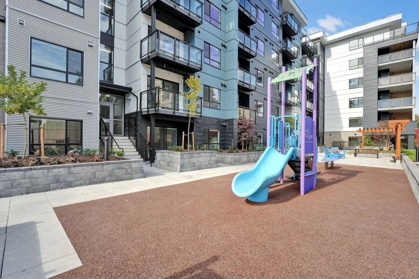33886 Pine Street #419