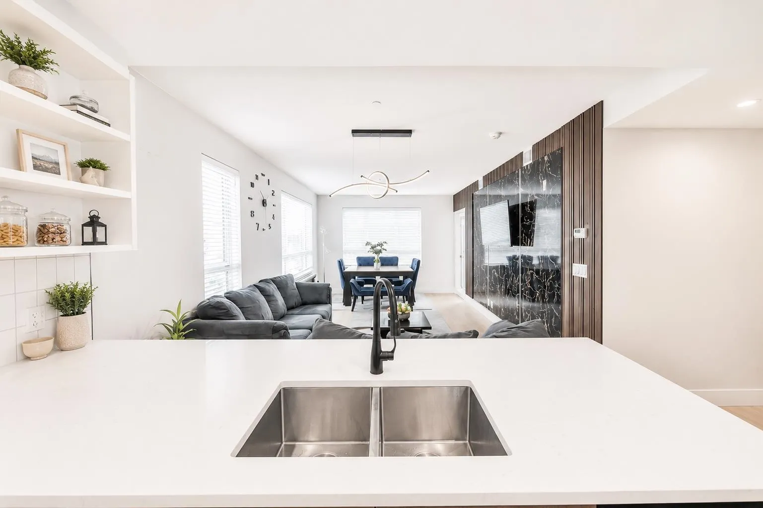 22265 Dewdney Trunk Road #308